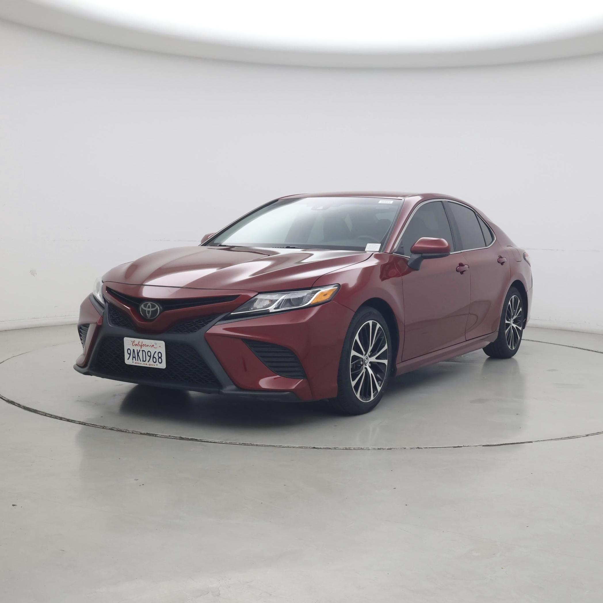 Thumbnail: 2018 Toyota Camry - 4
