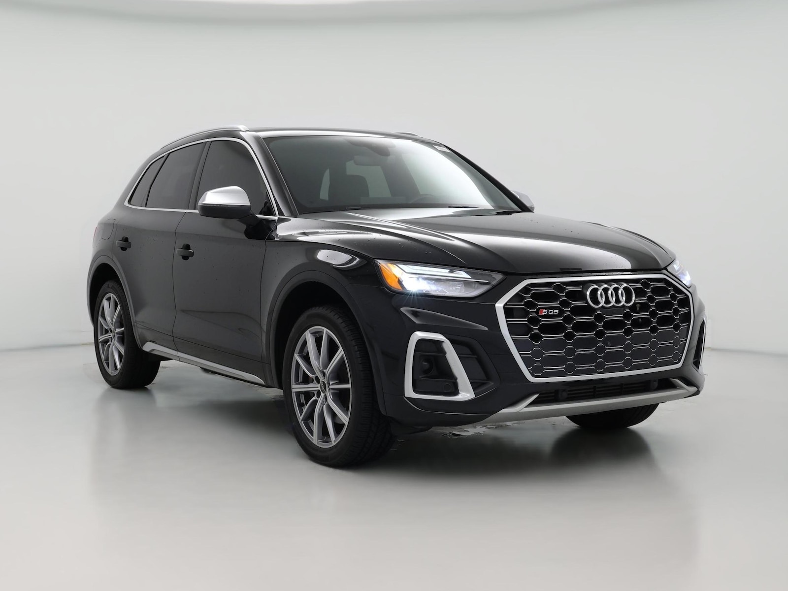 2022 Audi SQ5