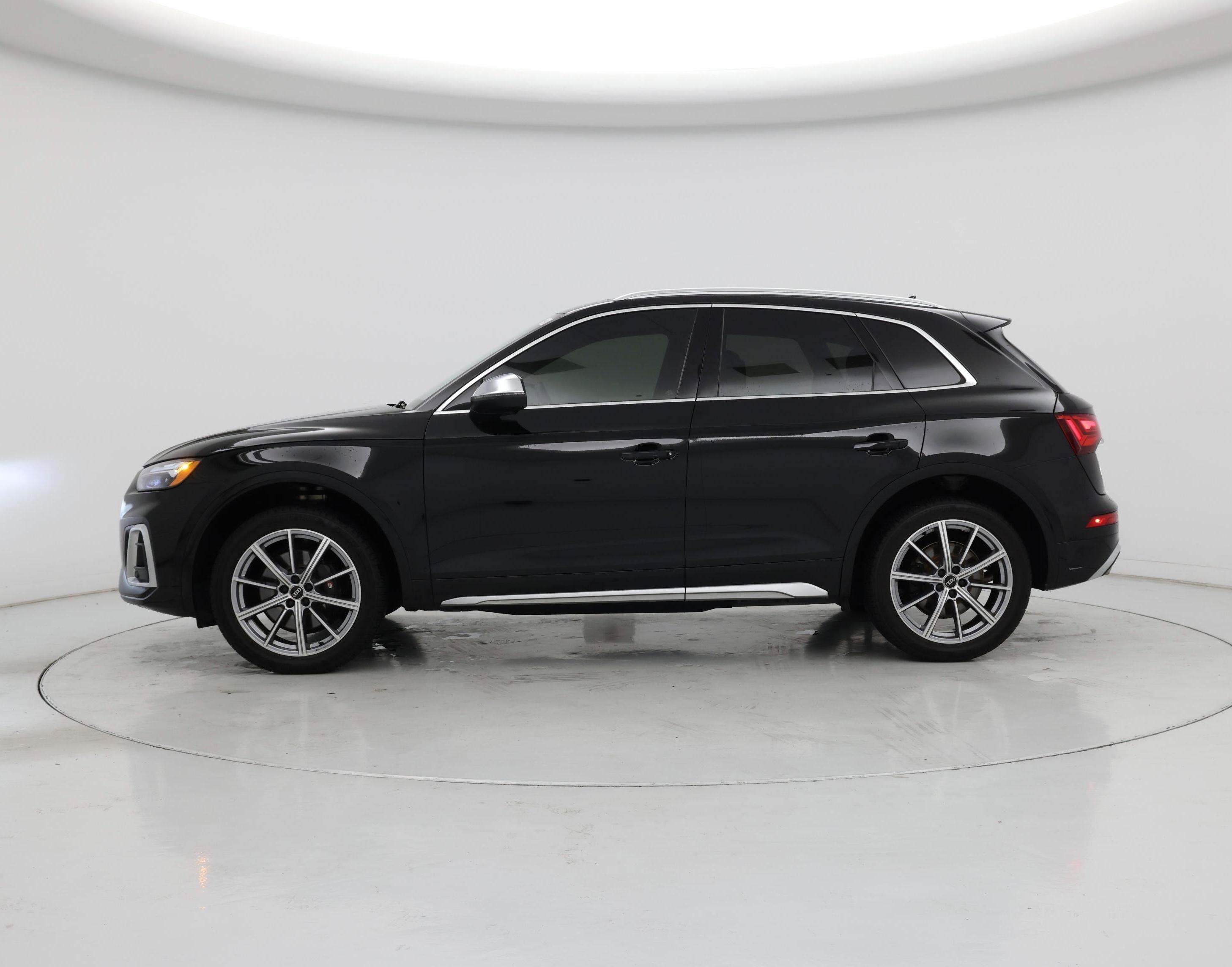 Thumbnail: 2022 Audi SQ5 - 3