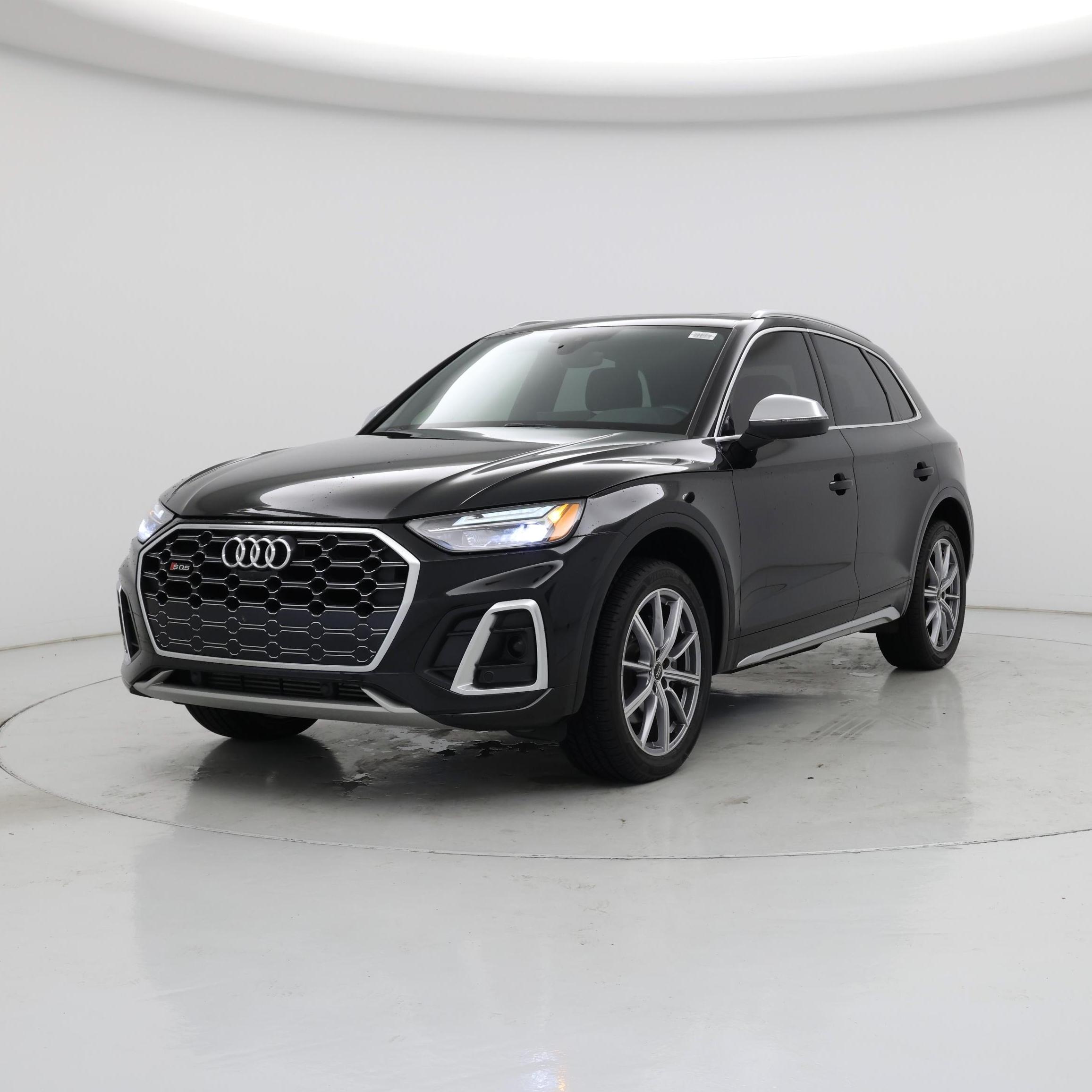 Thumbnail: 2022 Audi SQ5 - 4