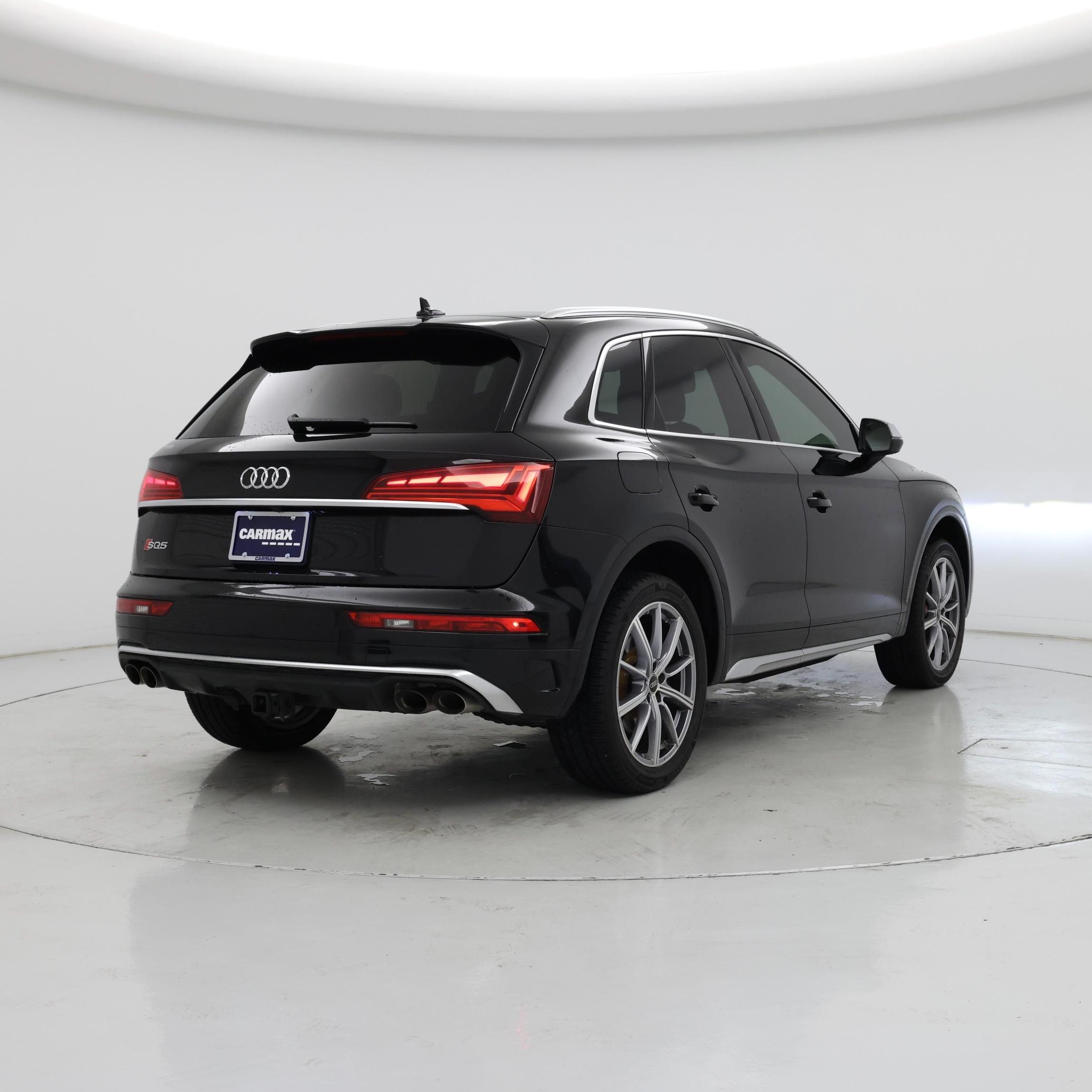 Thumbnail: 2022 Audi SQ5 - 8