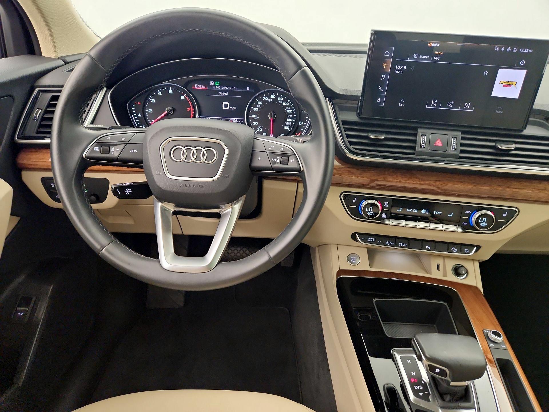Thumbnail: 2022 Audi Q5 - 10