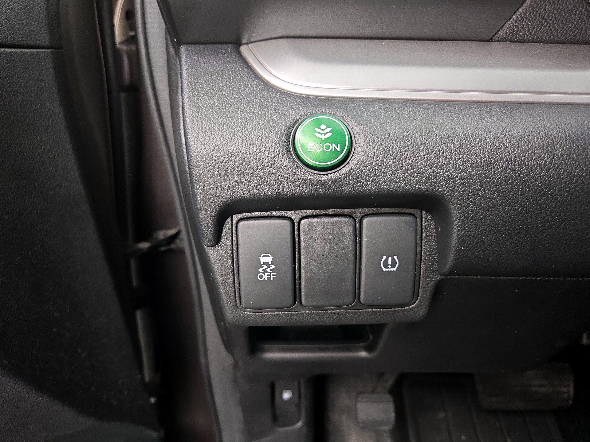 Thumbnail: 2016 Honda CR-V - 13