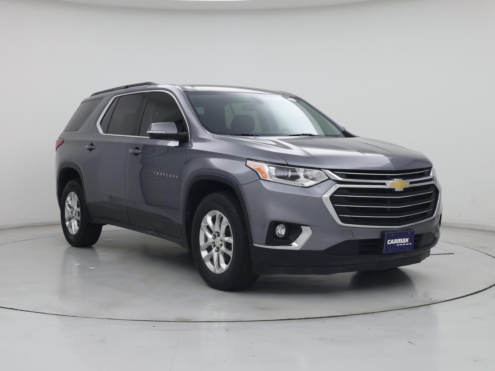2019 Chevrolet Traverse 1LT - Photo 2