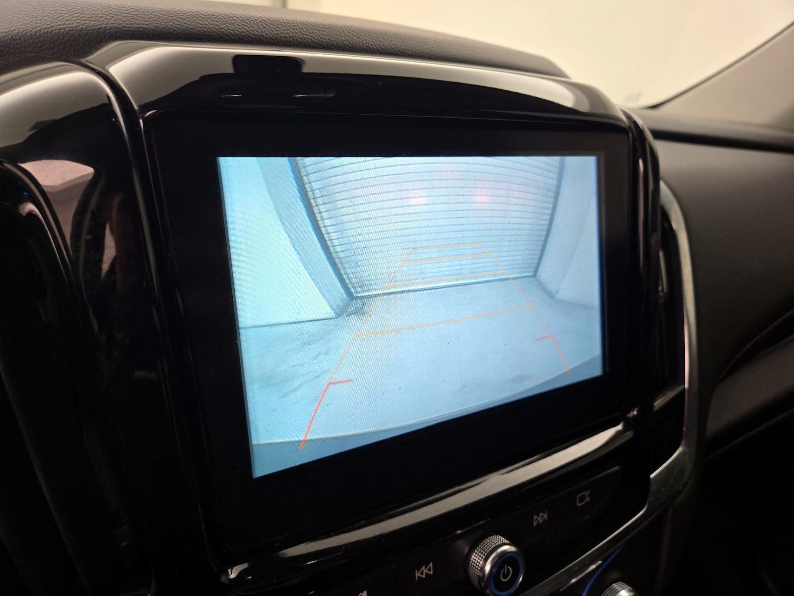 2019 Chevrolet Traverse 1LT - Photo 15