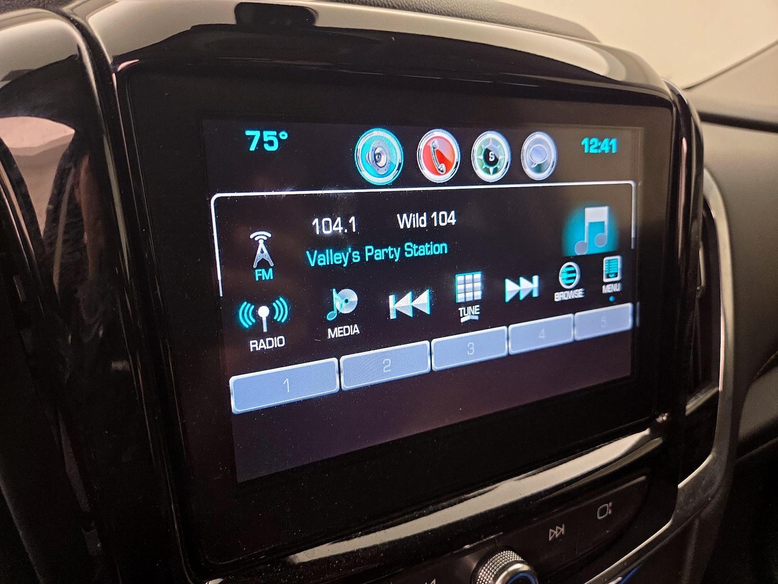 2019 Chevrolet Traverse 1LT - Photo 16