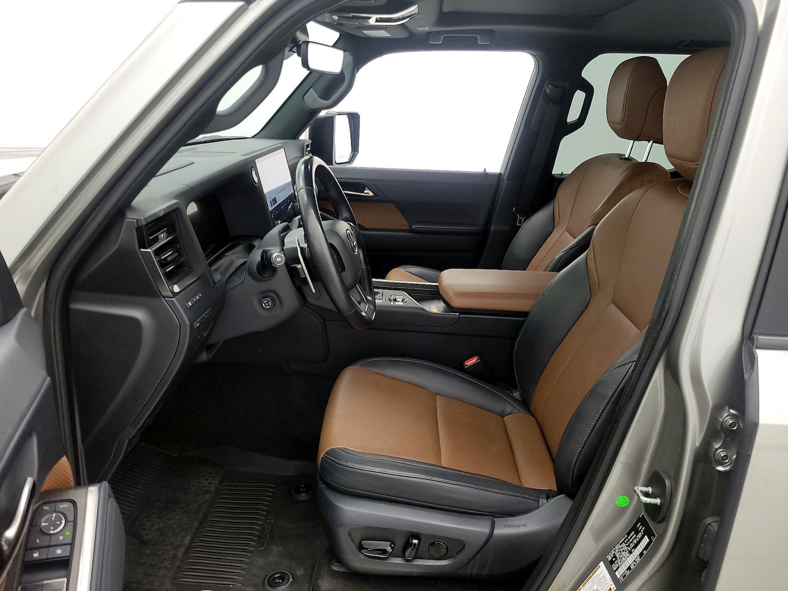 2024 Lexus GX Premium+ - Photo 12