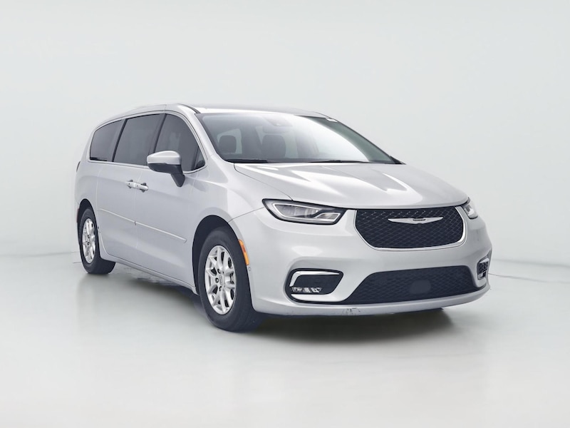 2023 Chrysler Pacifica Touring L -
                  Farragut, TN