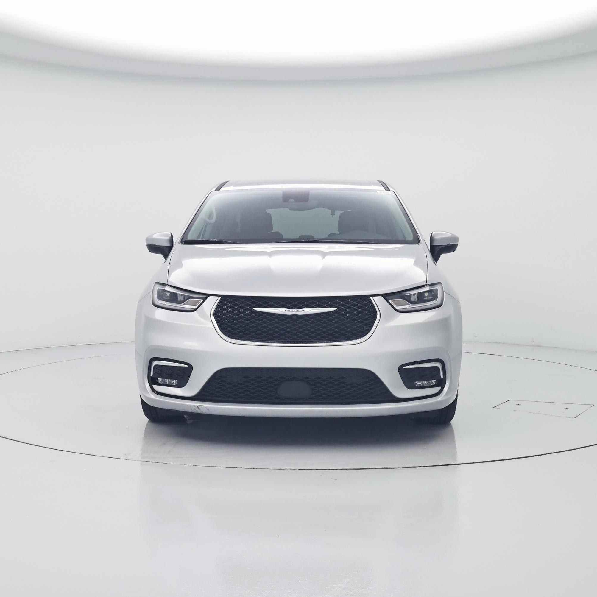 Thumbnail: 2023 Chrysler Pacifica - 5