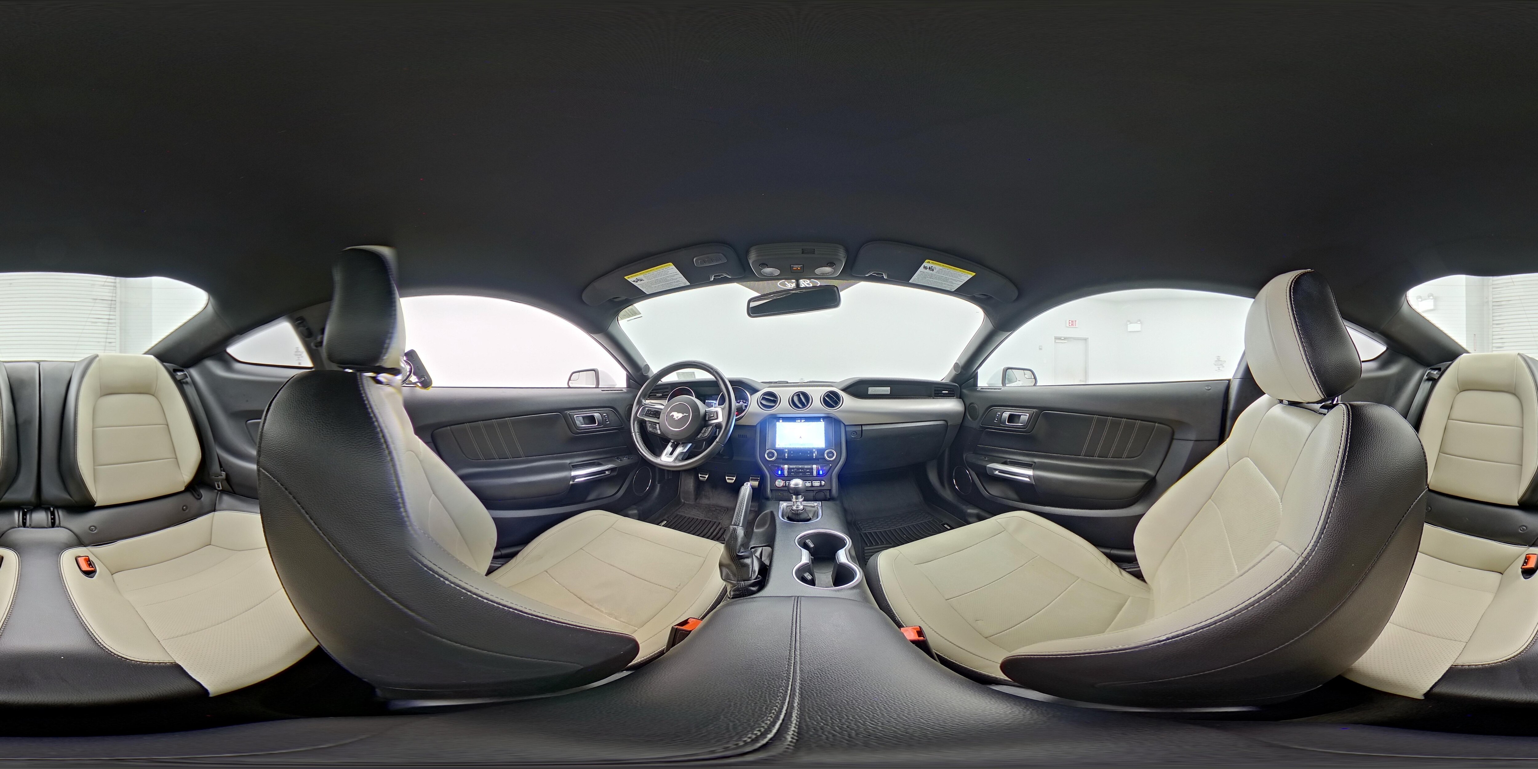 2018 Ford Mustang GT Premium - Photo 24