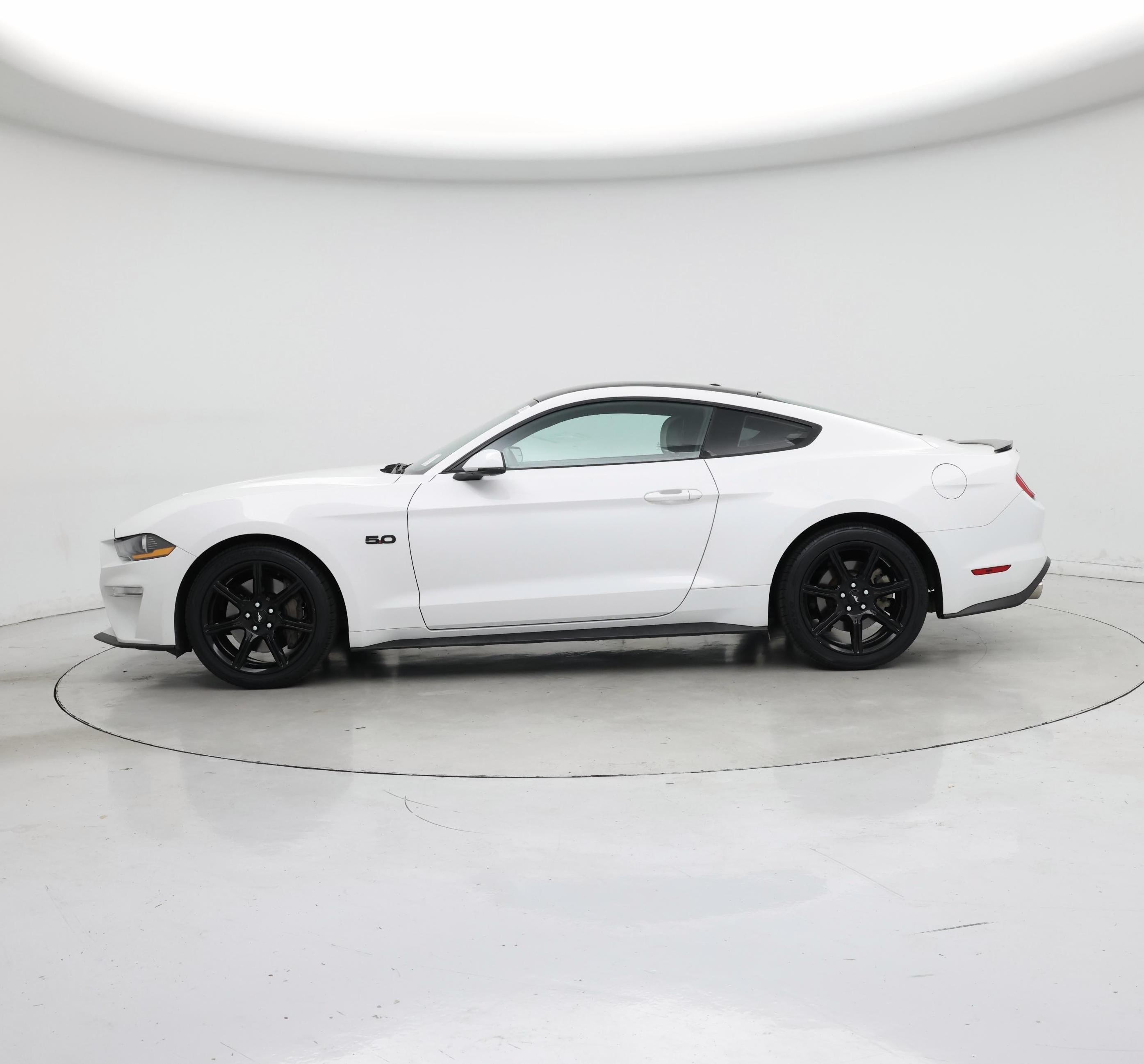 Thumbnail: 2018 Ford Mustang - 3