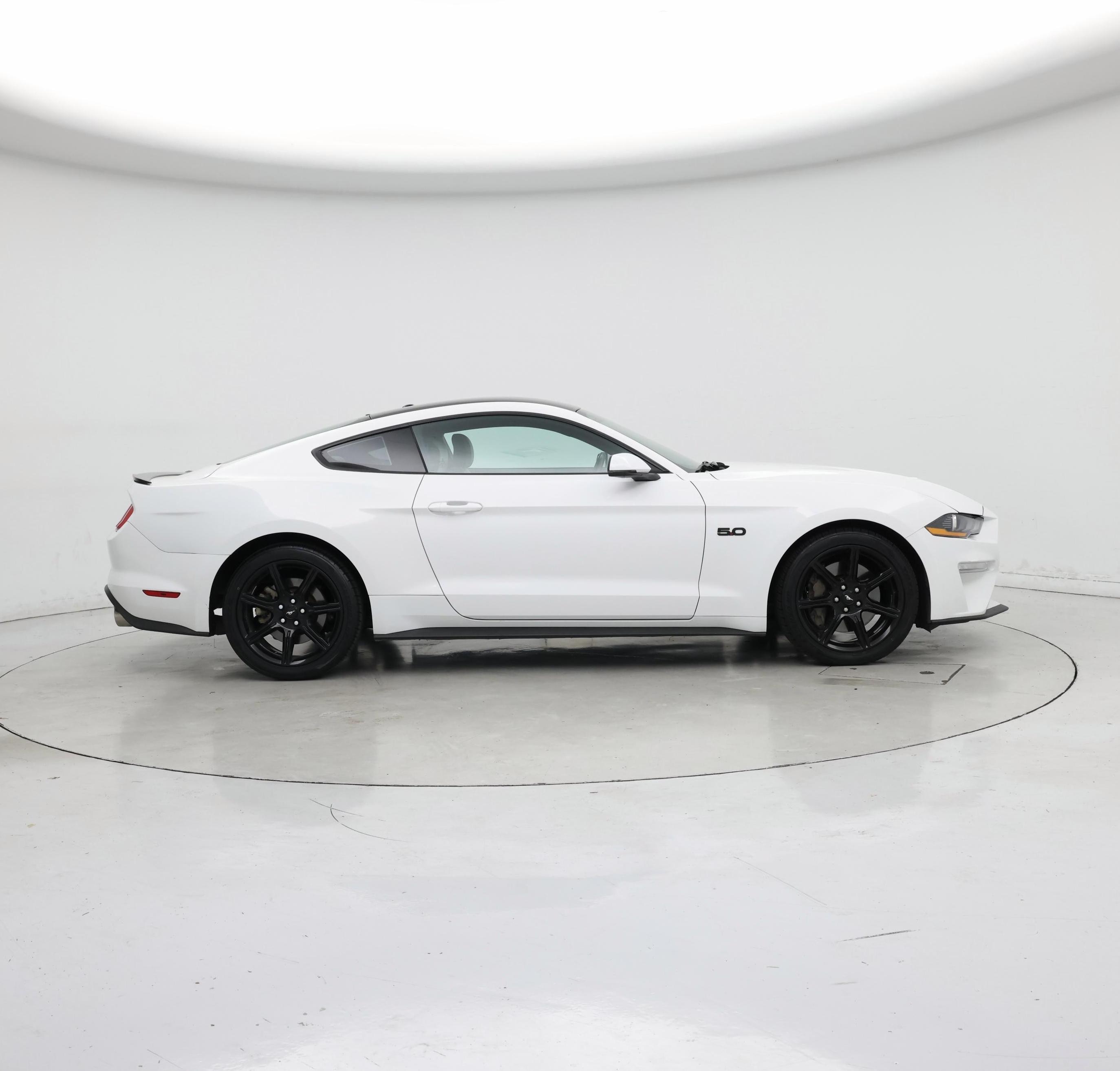 Thumbnail: 2018 Ford Mustang - 7