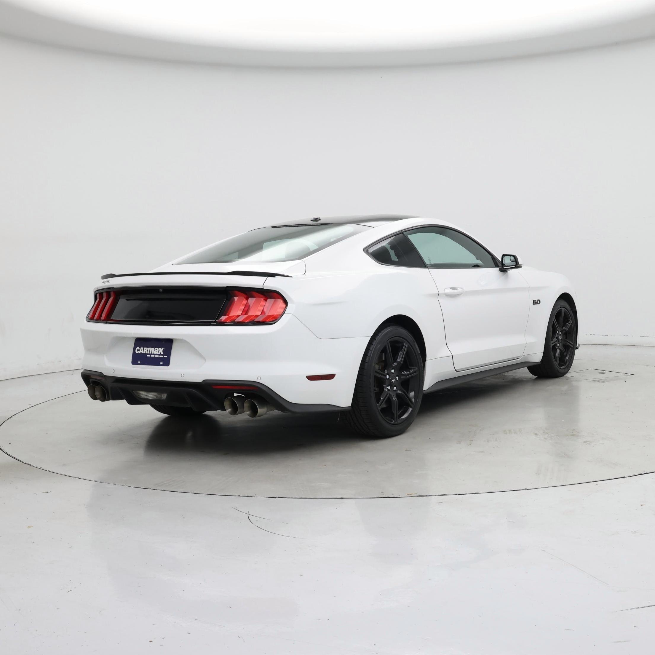 Thumbnail: 2018 Ford Mustang - 8