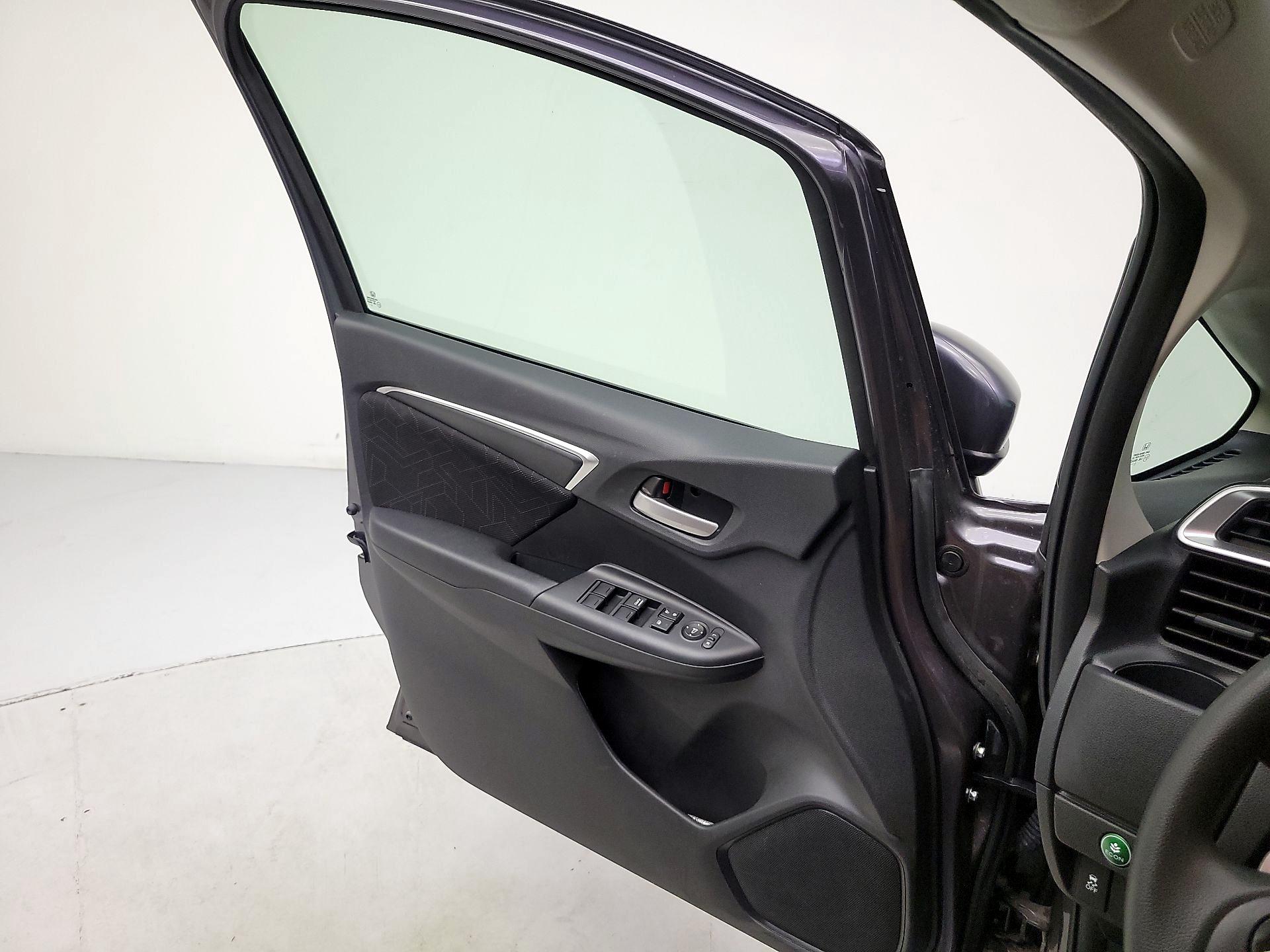 Thumbnail: 2015 Honda Fit - 12