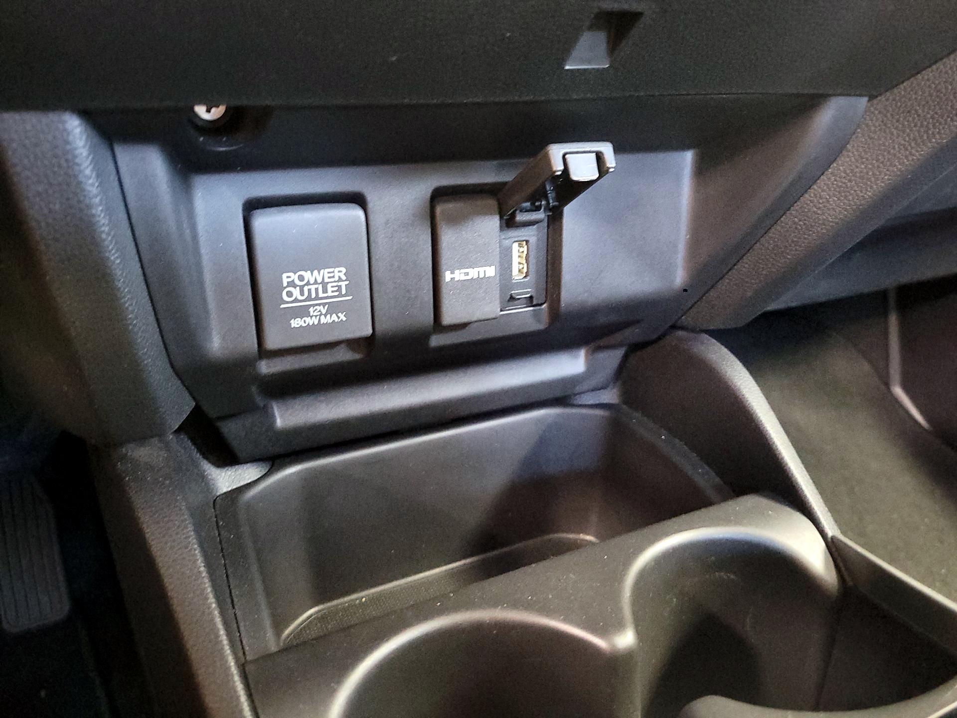 Thumbnail: 2015 Honda Fit - 18