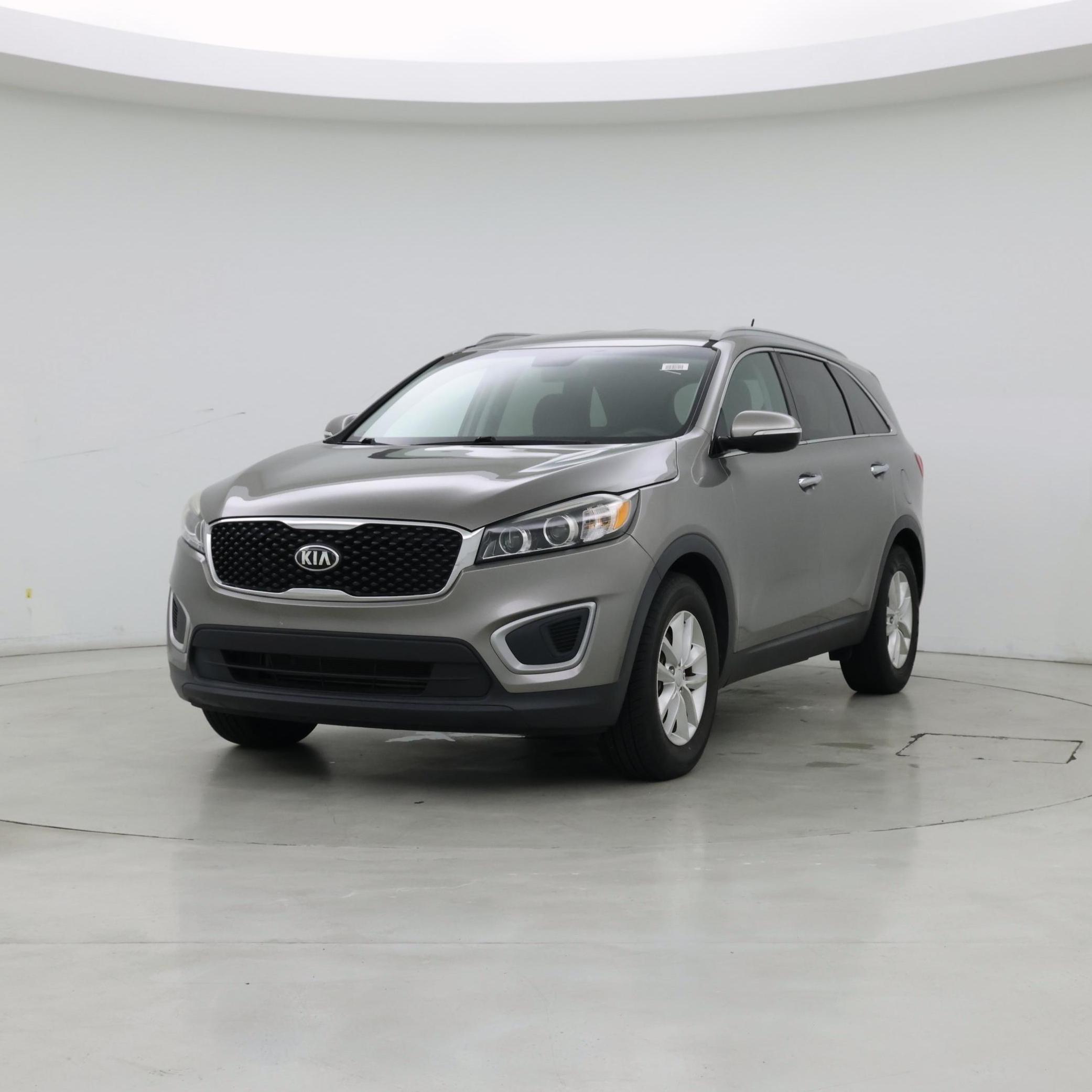 Thumbnail: 2017 Kia Sorento - 4