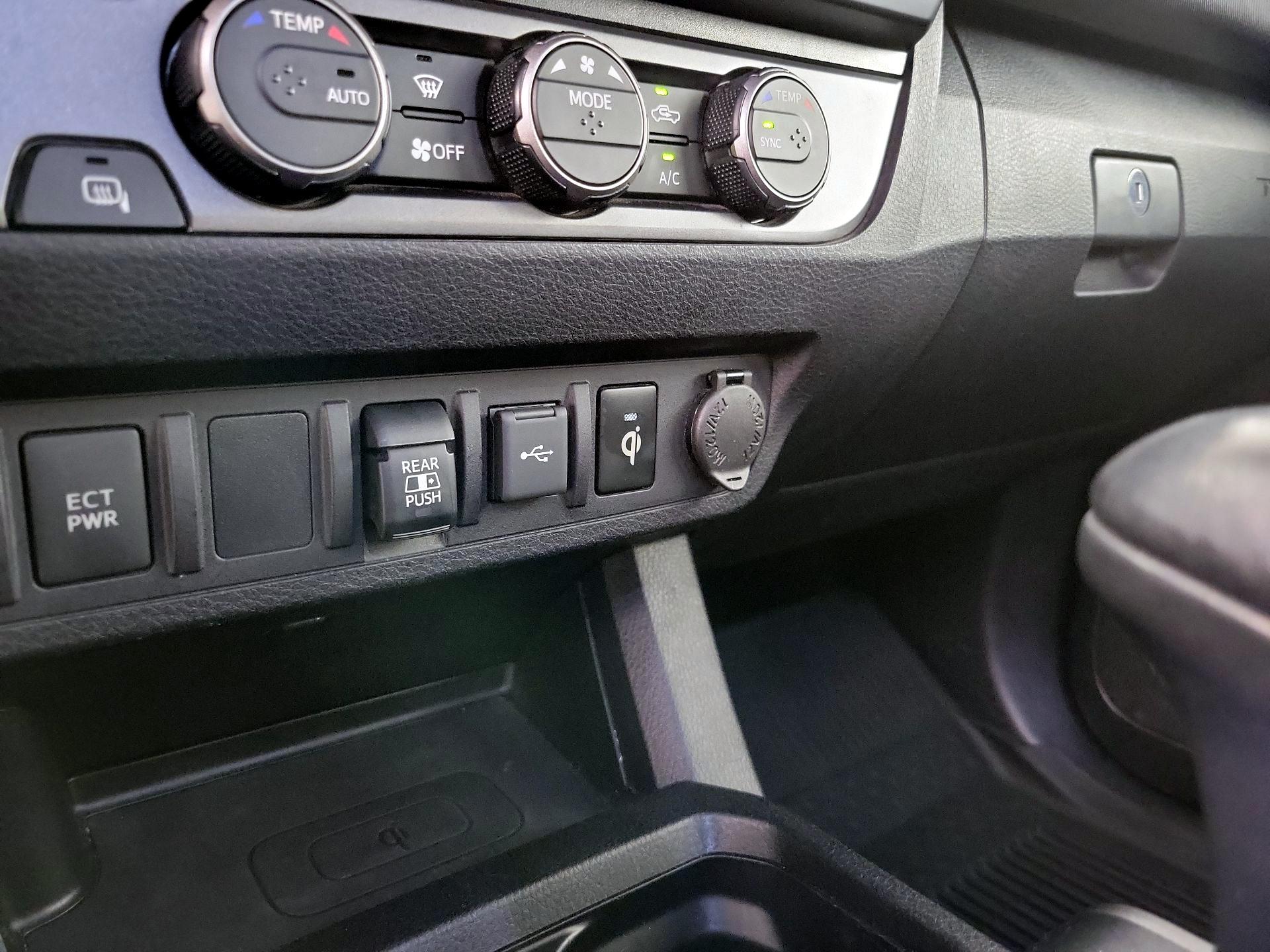 Thumbnail: 2021 Toyota Tacoma - 16