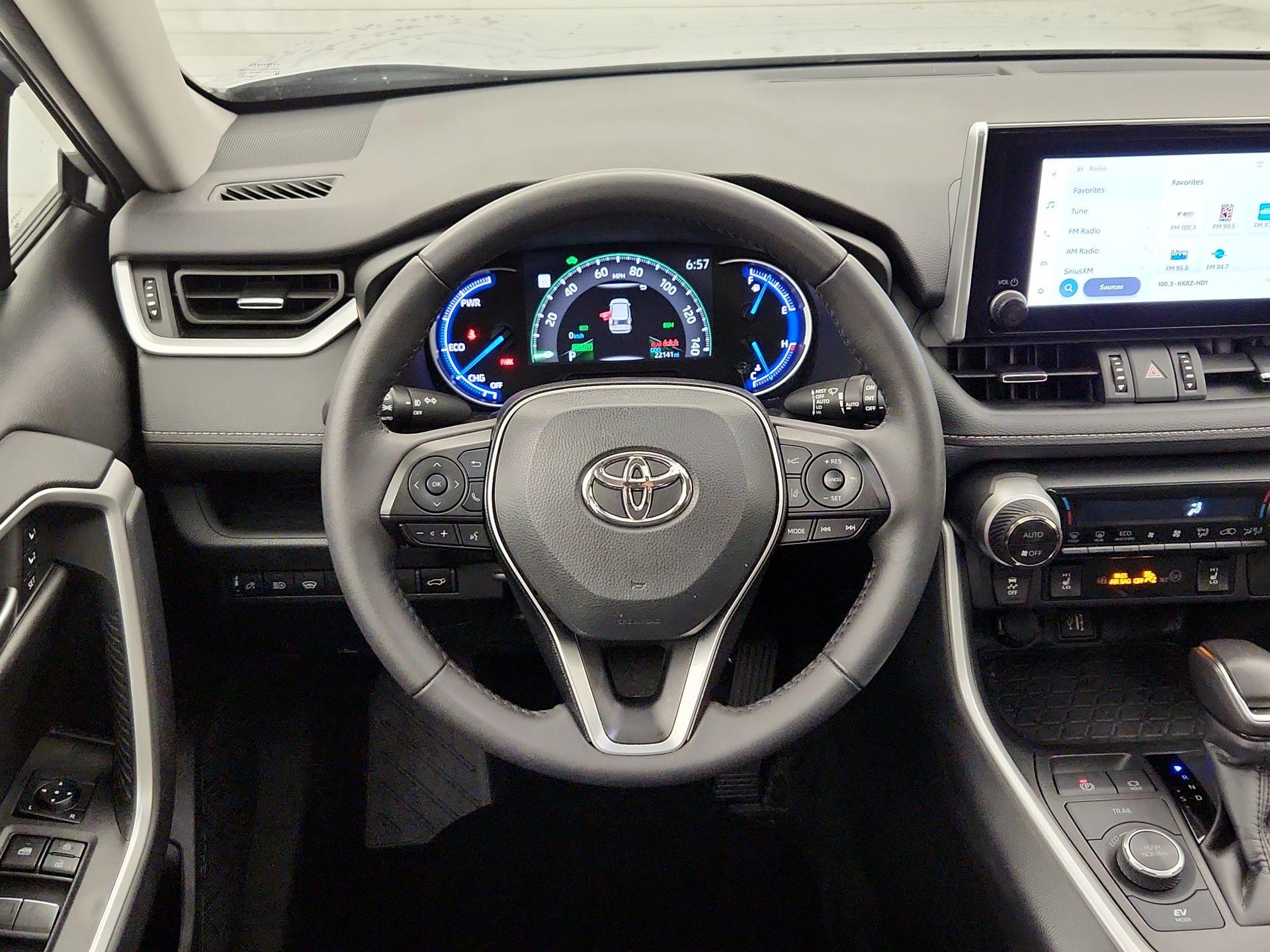 Thumbnail: 2024 Toyota RAV4 - 10
