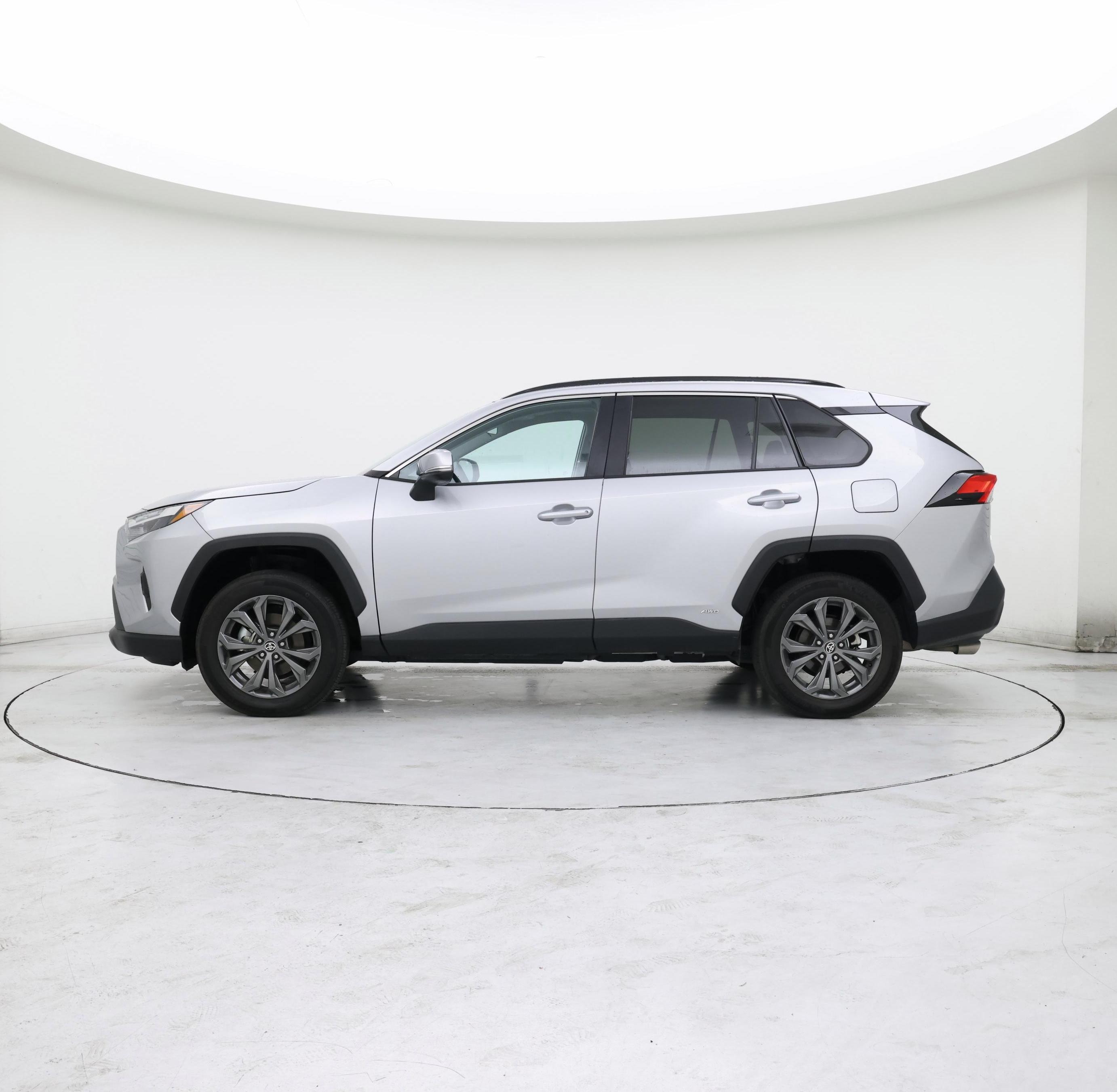Thumbnail: 2024 Toyota RAV4 - 3