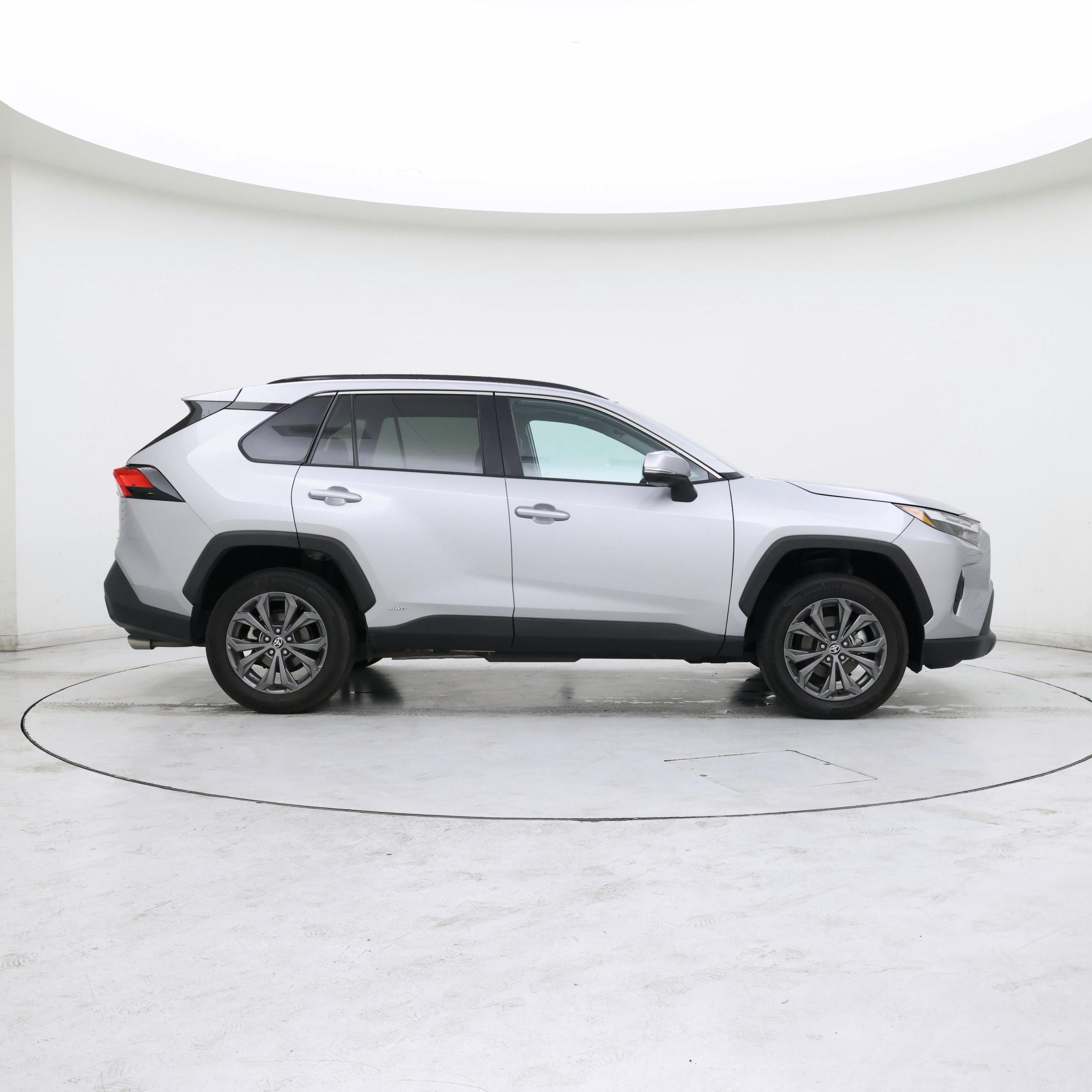 Thumbnail: 2024 Toyota RAV4 - 7