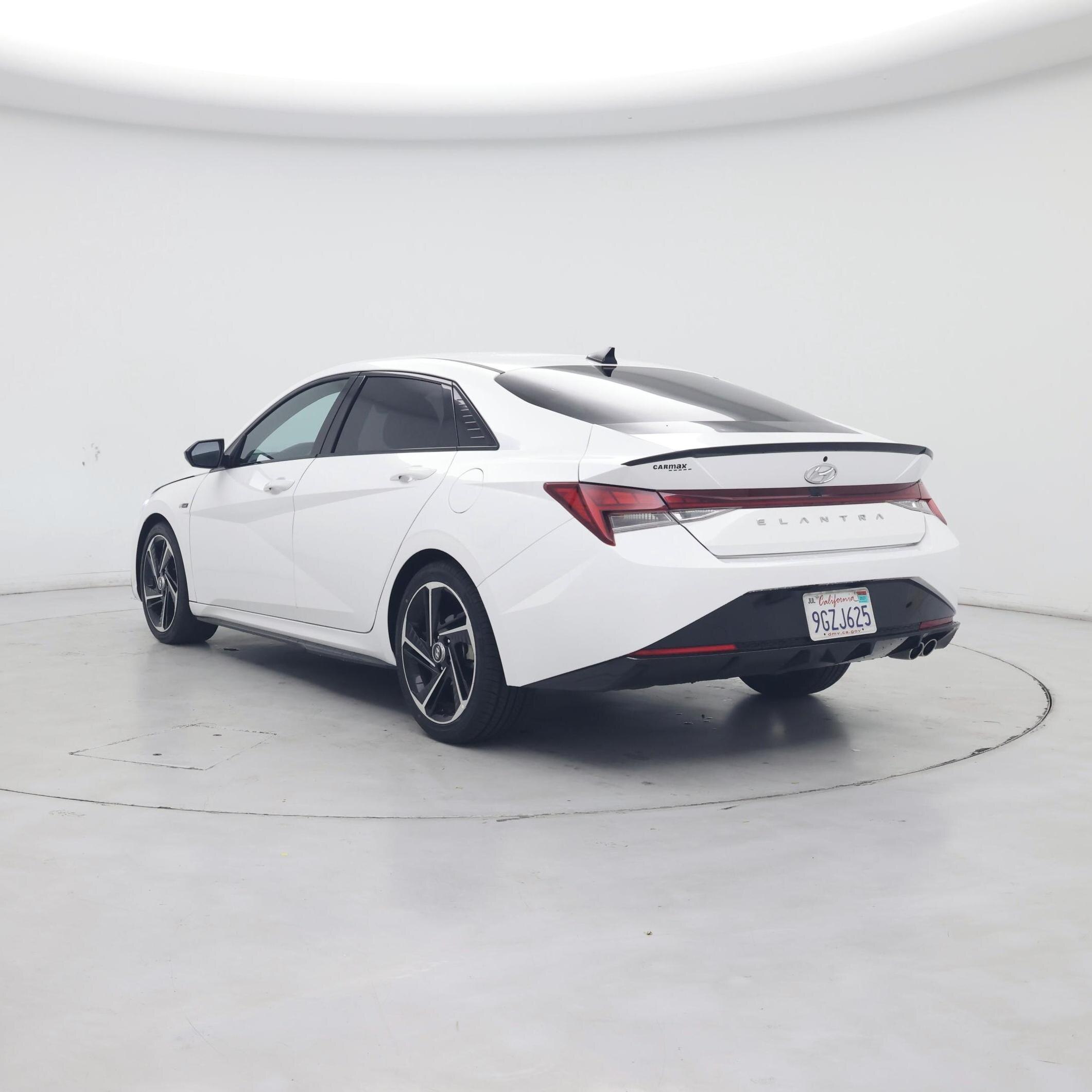 Thumbnail: 2023 Hyundai Elantra - 2