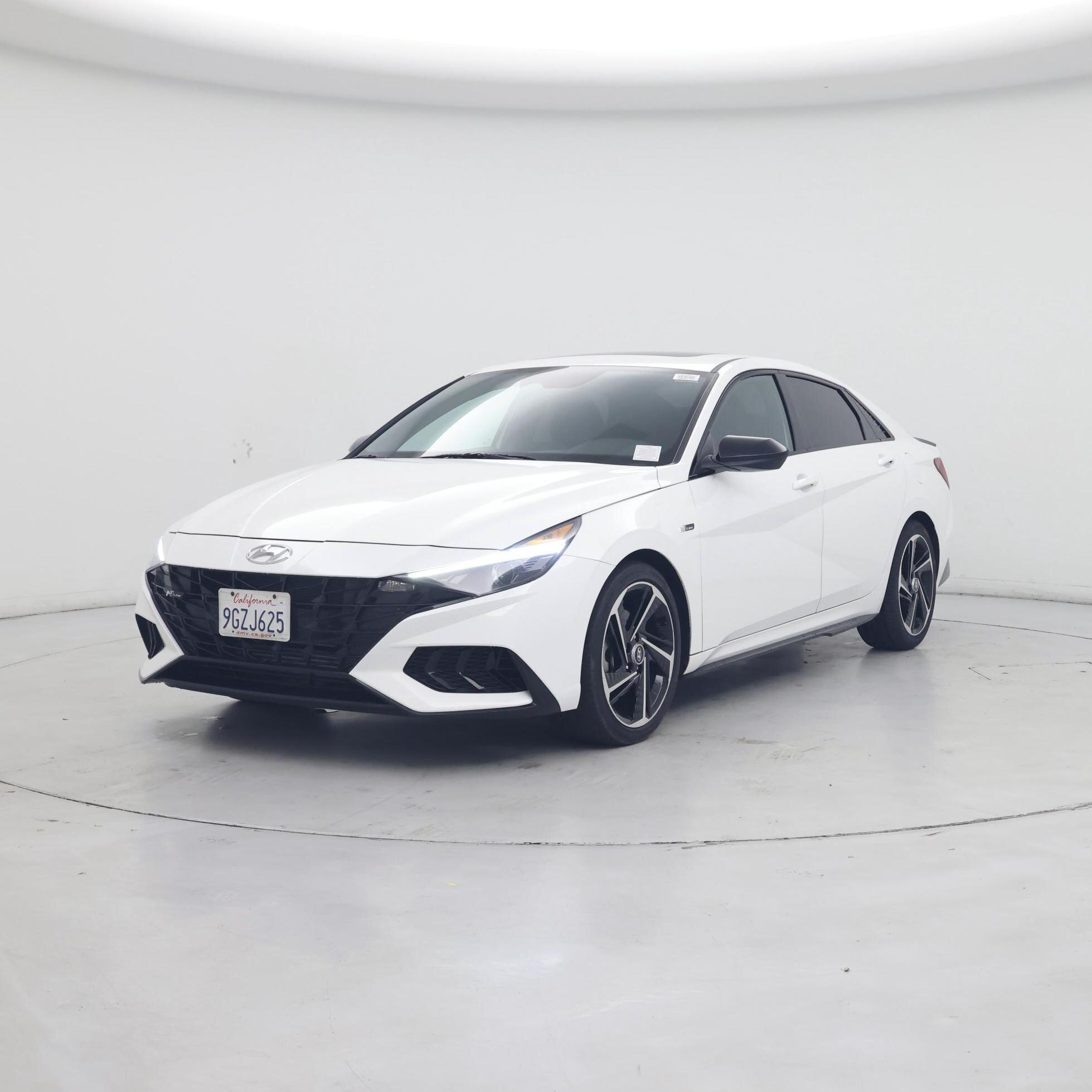 Thumbnail: 2023 Hyundai Elantra - 4