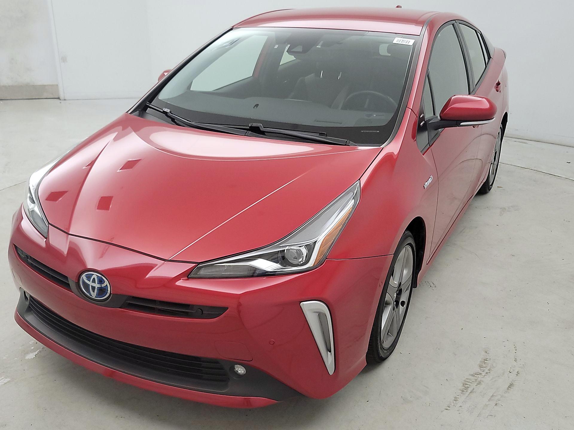 Thumbnail: 2022 Toyota Prius - 3