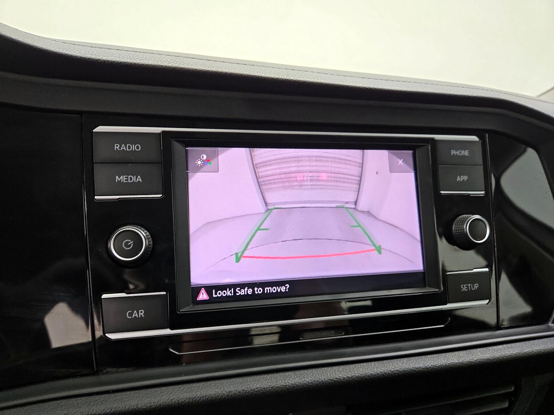 Thumbnail: 2019 Volkswagen Jetta - 14