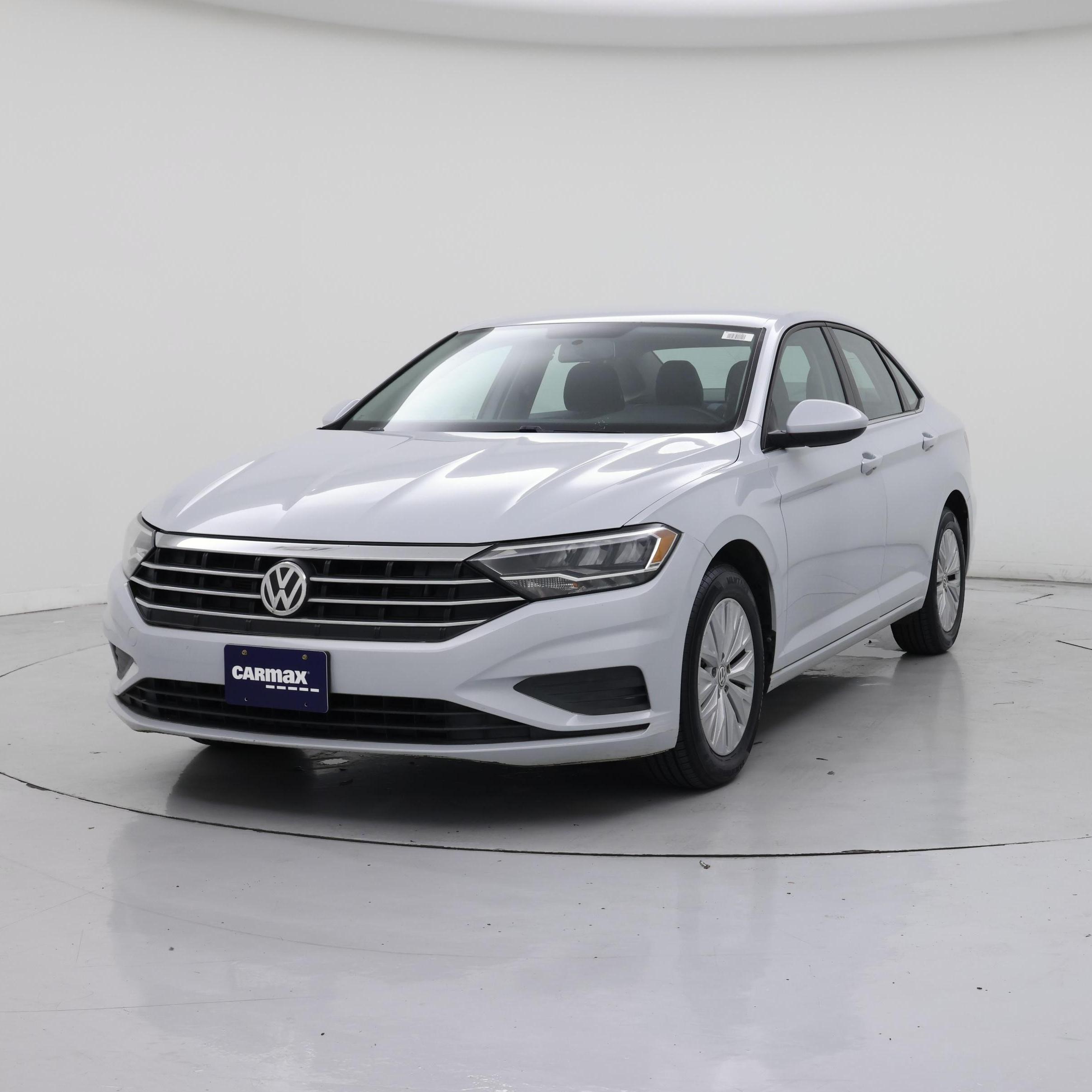 Thumbnail: 2019 Volkswagen Jetta - 4