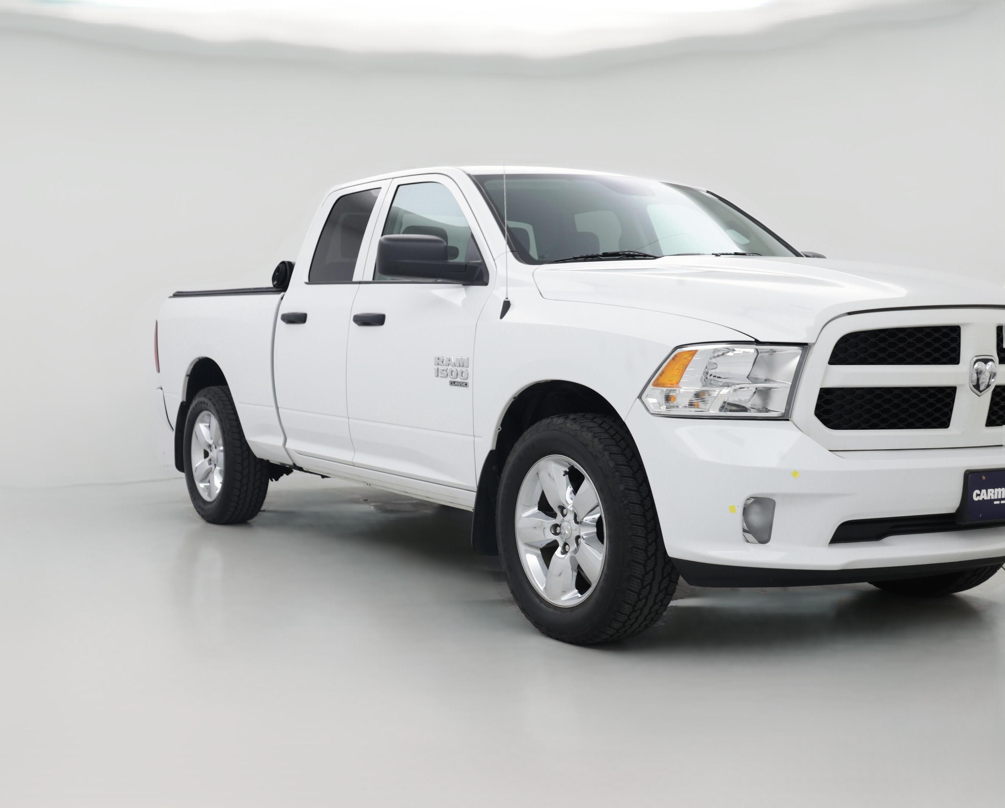 Thumbnail: 2019 RAM 1500 Classic - 1
