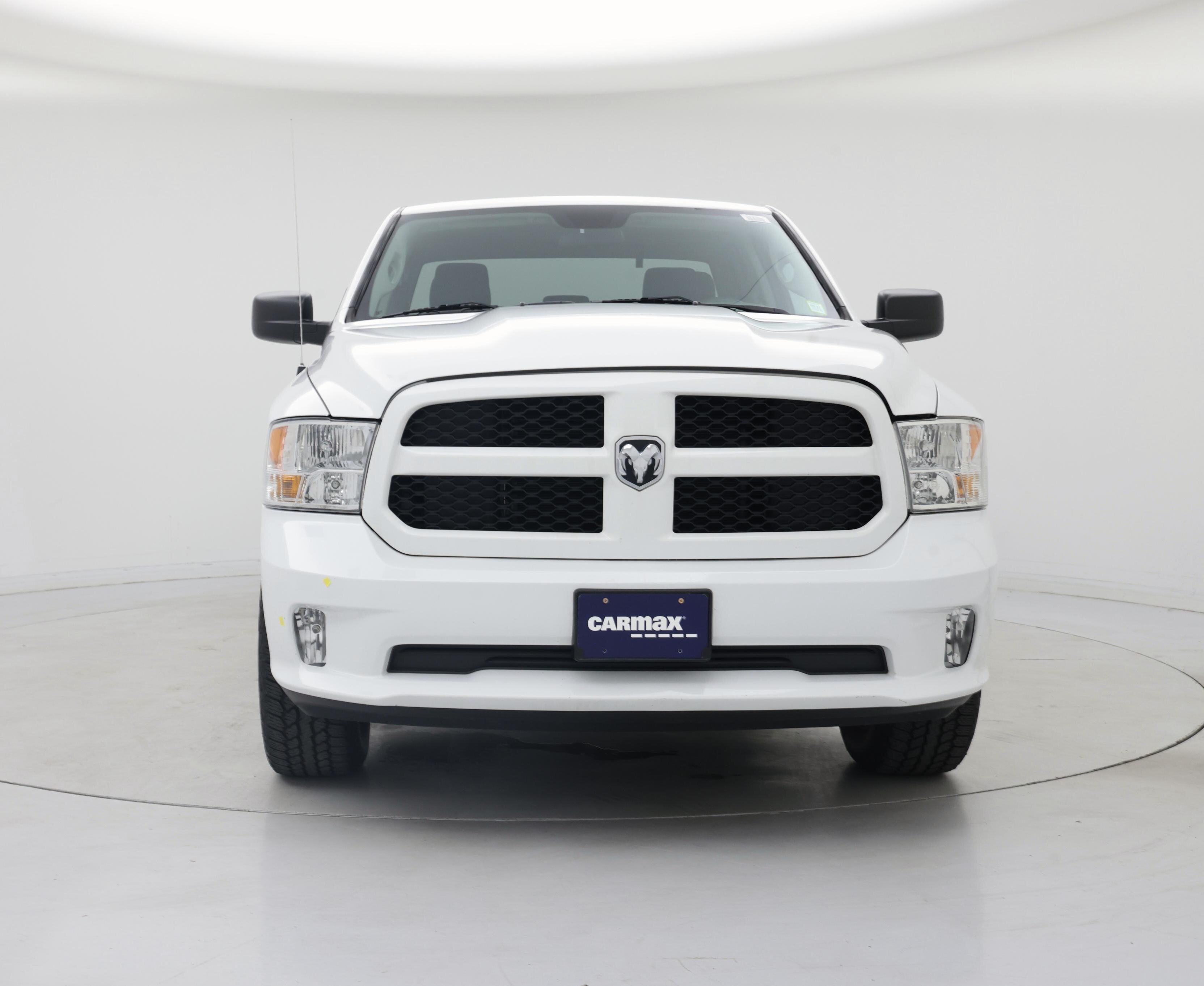 Thumbnail: 2019 RAM 1500 Classic - 5