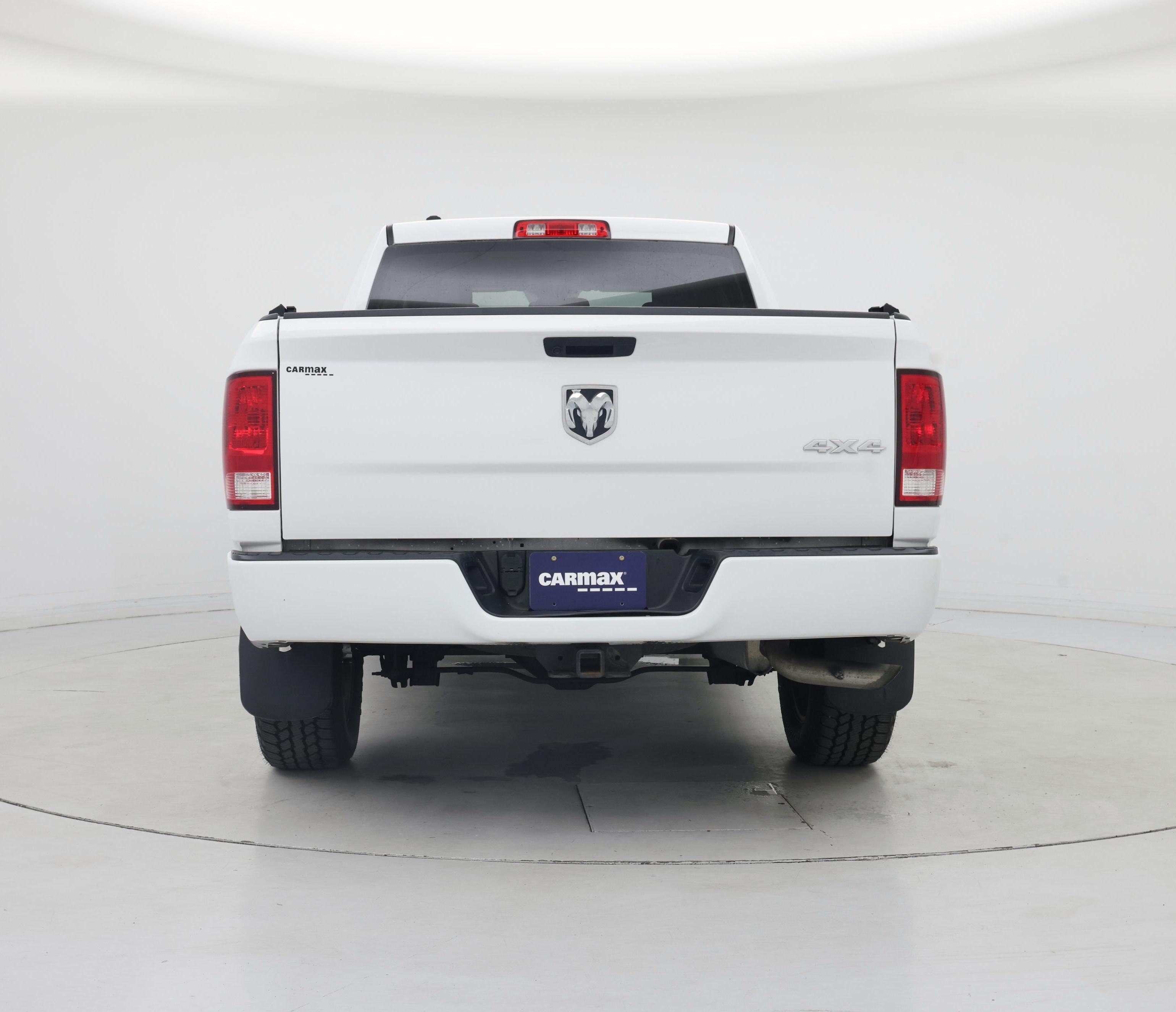 Thumbnail: 2019 RAM 1500 Classic - 6