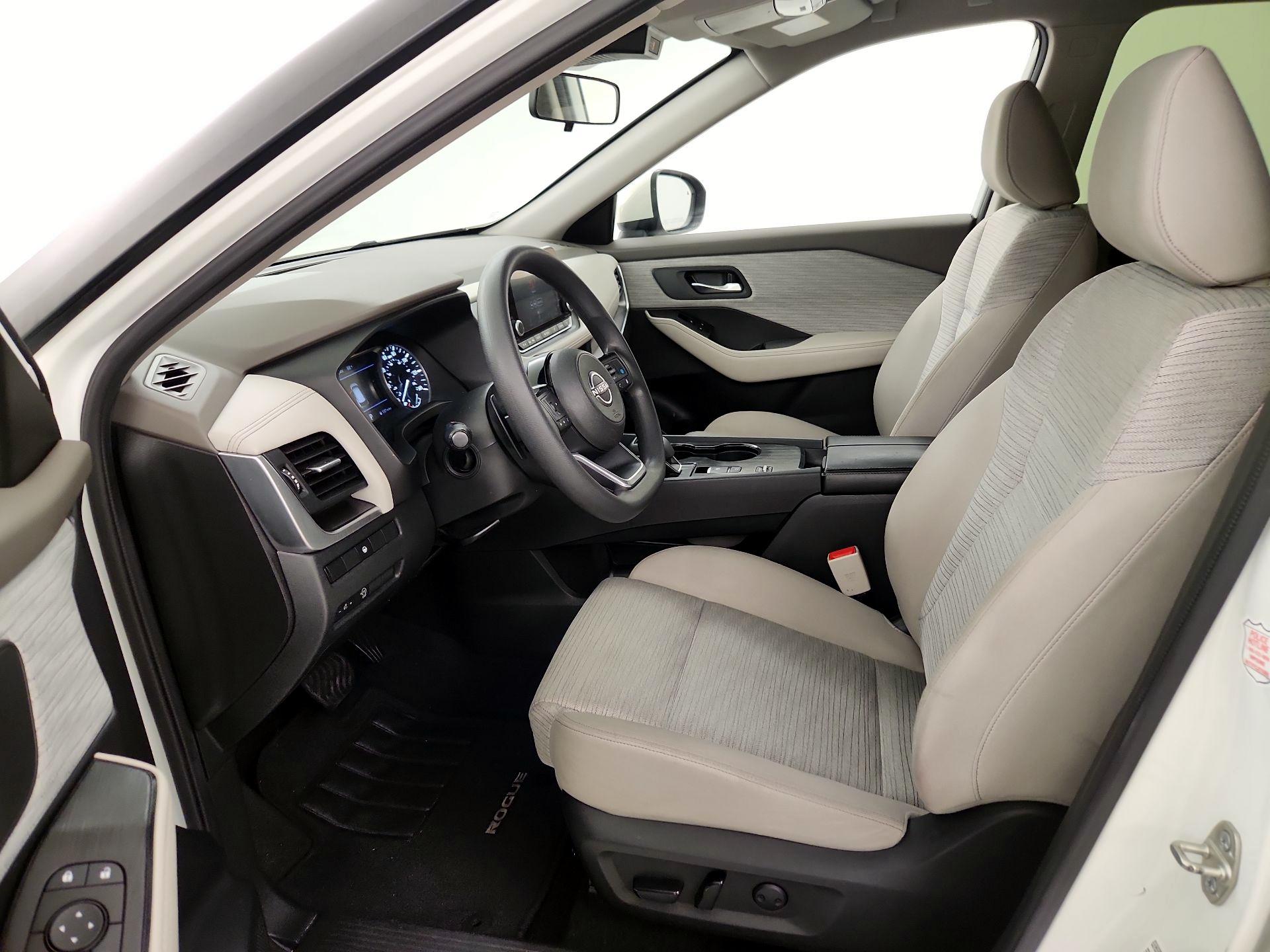 Thumbnail: 2023 Nissan Rogue - 11