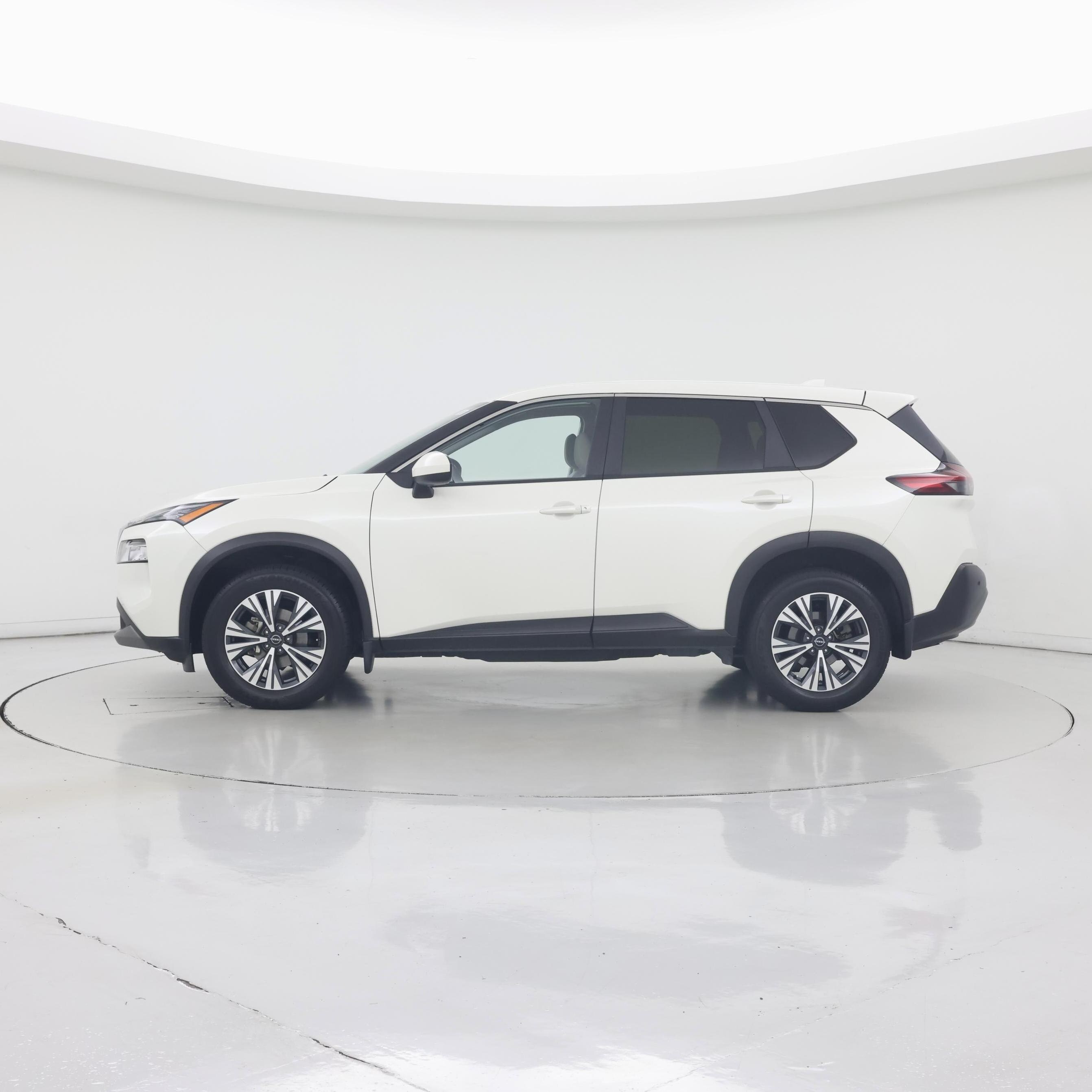 Thumbnail: 2023 Nissan Rogue - 3