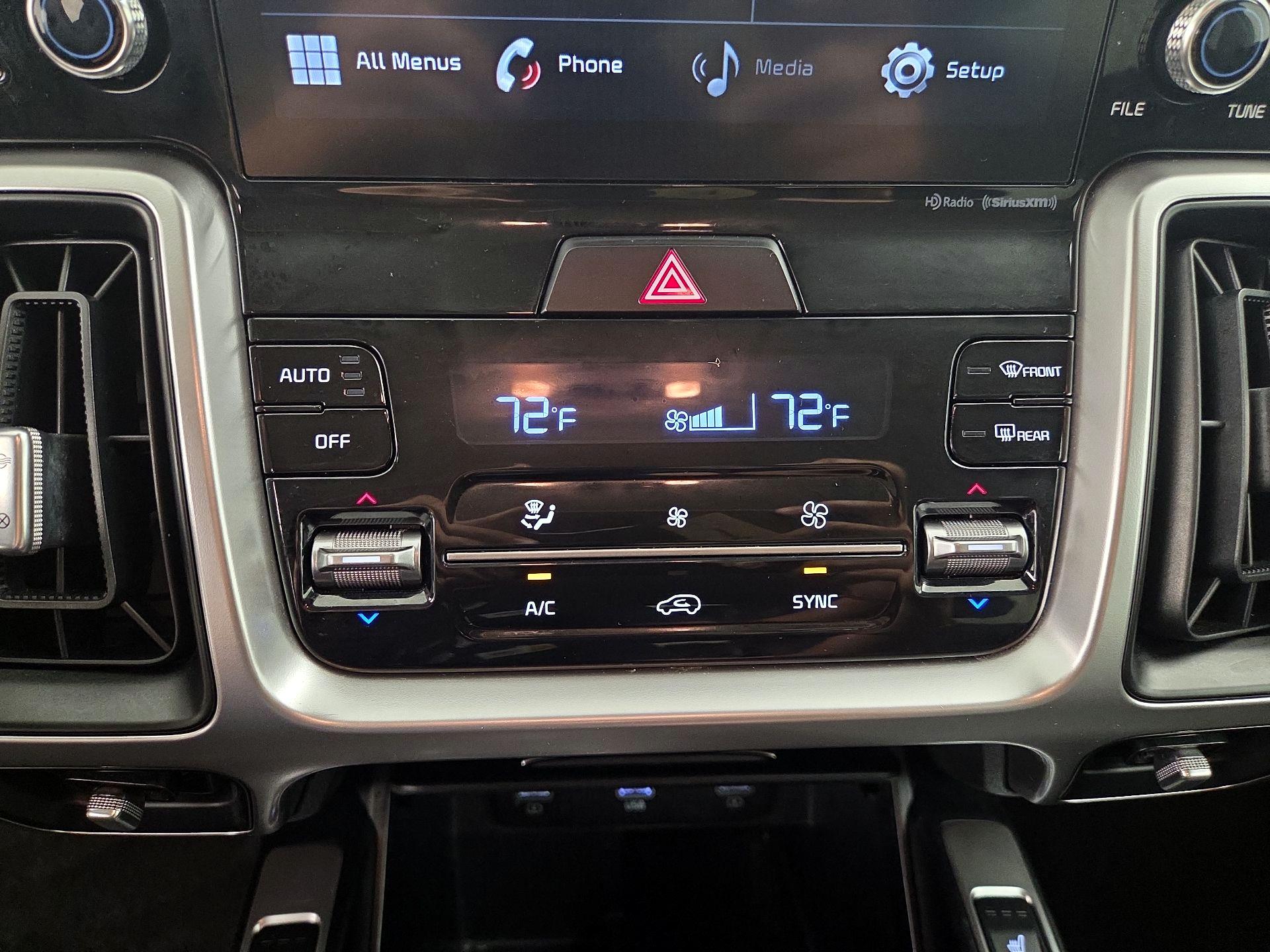 Thumbnail: 2021 Kia Sorento - 16
