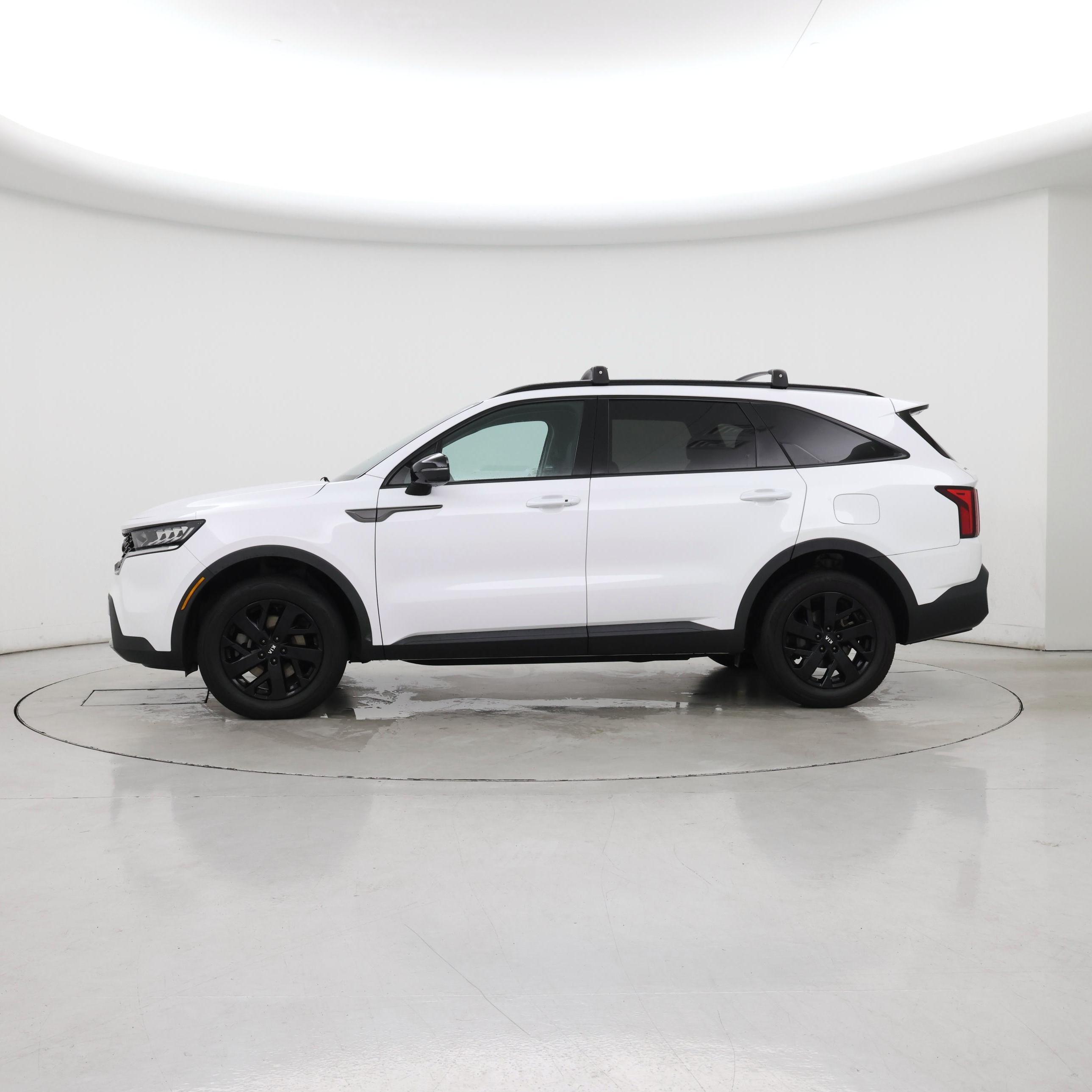 Thumbnail: 2021 Kia Sorento - 3