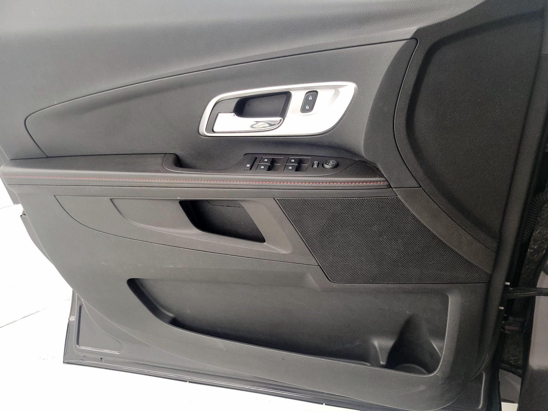 Thumbnail: 2015 Chevrolet Equinox - 12
