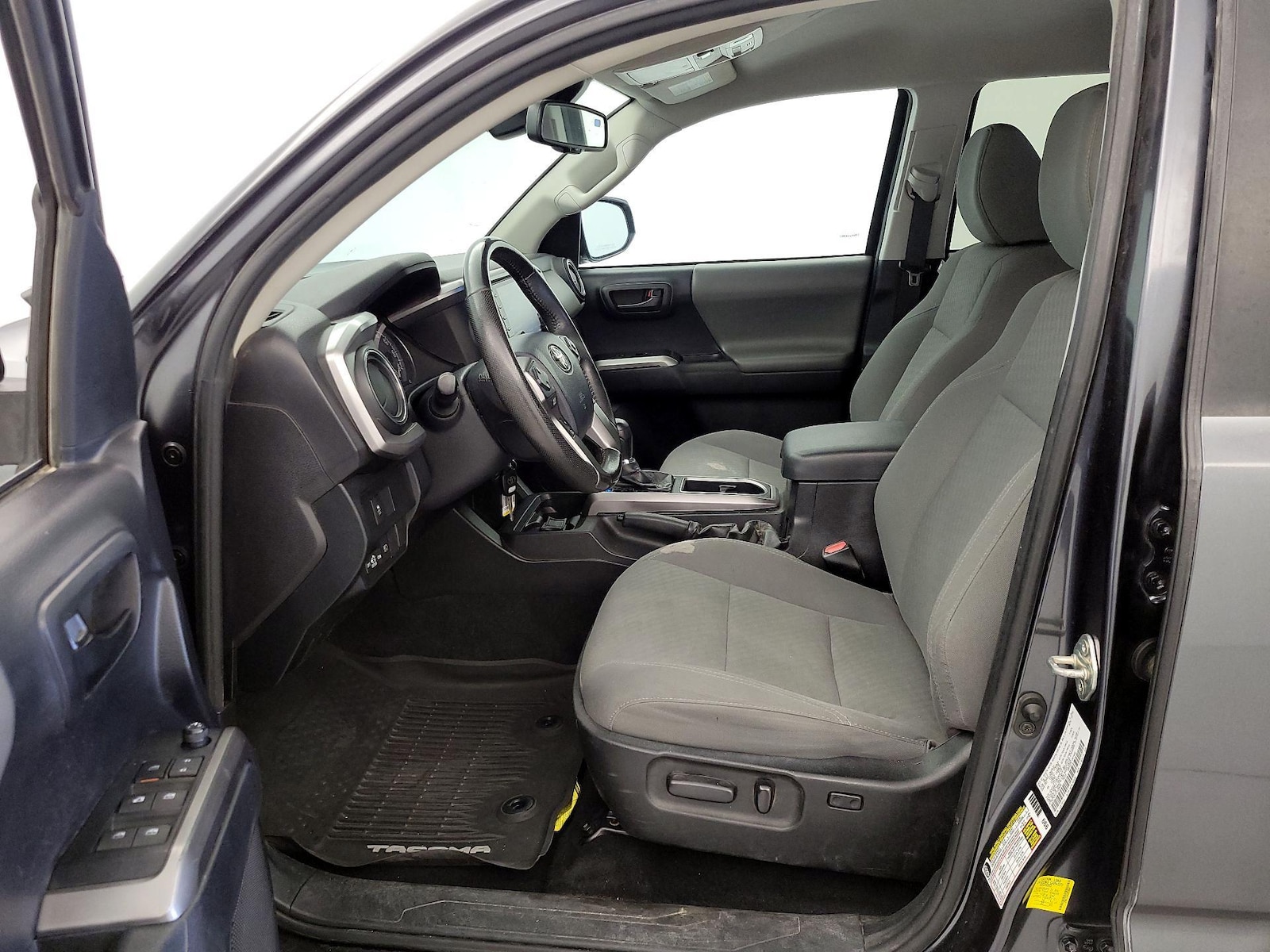 2020 Toyota Tacoma SR5 - Photo 12