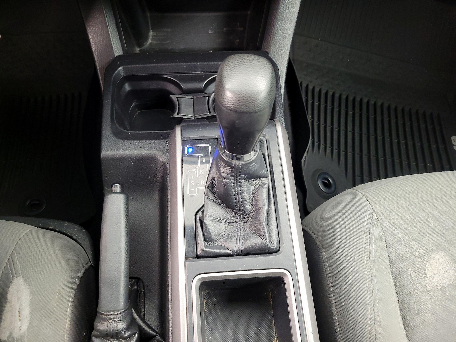 2020 Toyota Tacoma SR5 - Photo 17