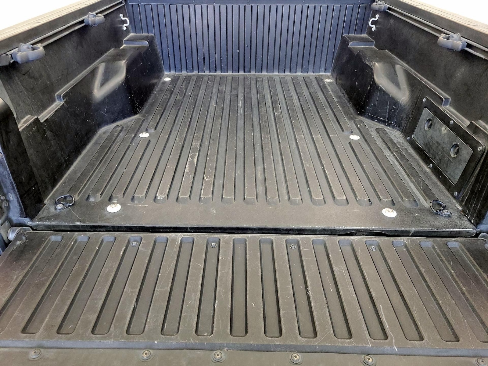 2020 Toyota Tacoma SR5 - Photo 20