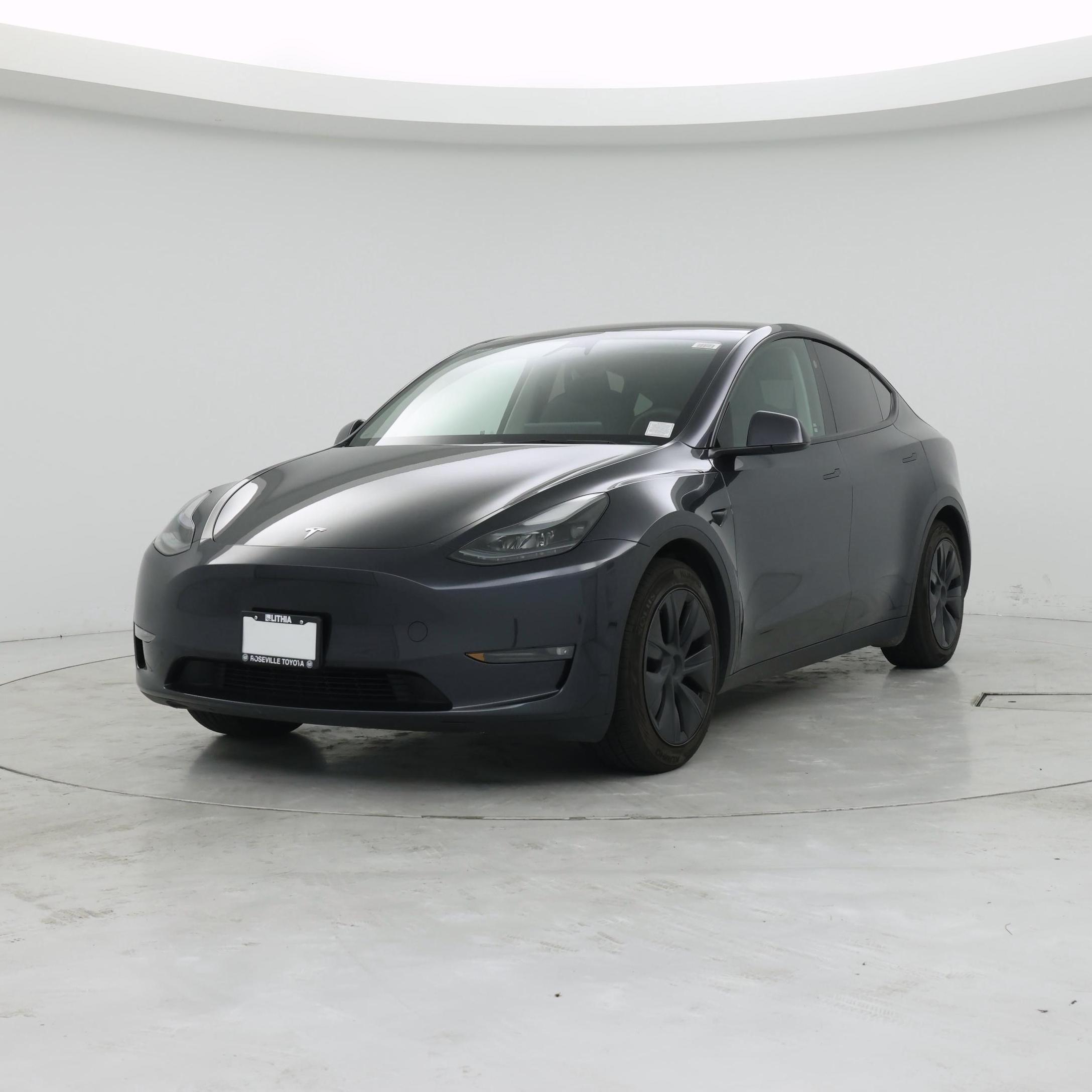 Thumbnail: 2025 Tesla Model Y - 4