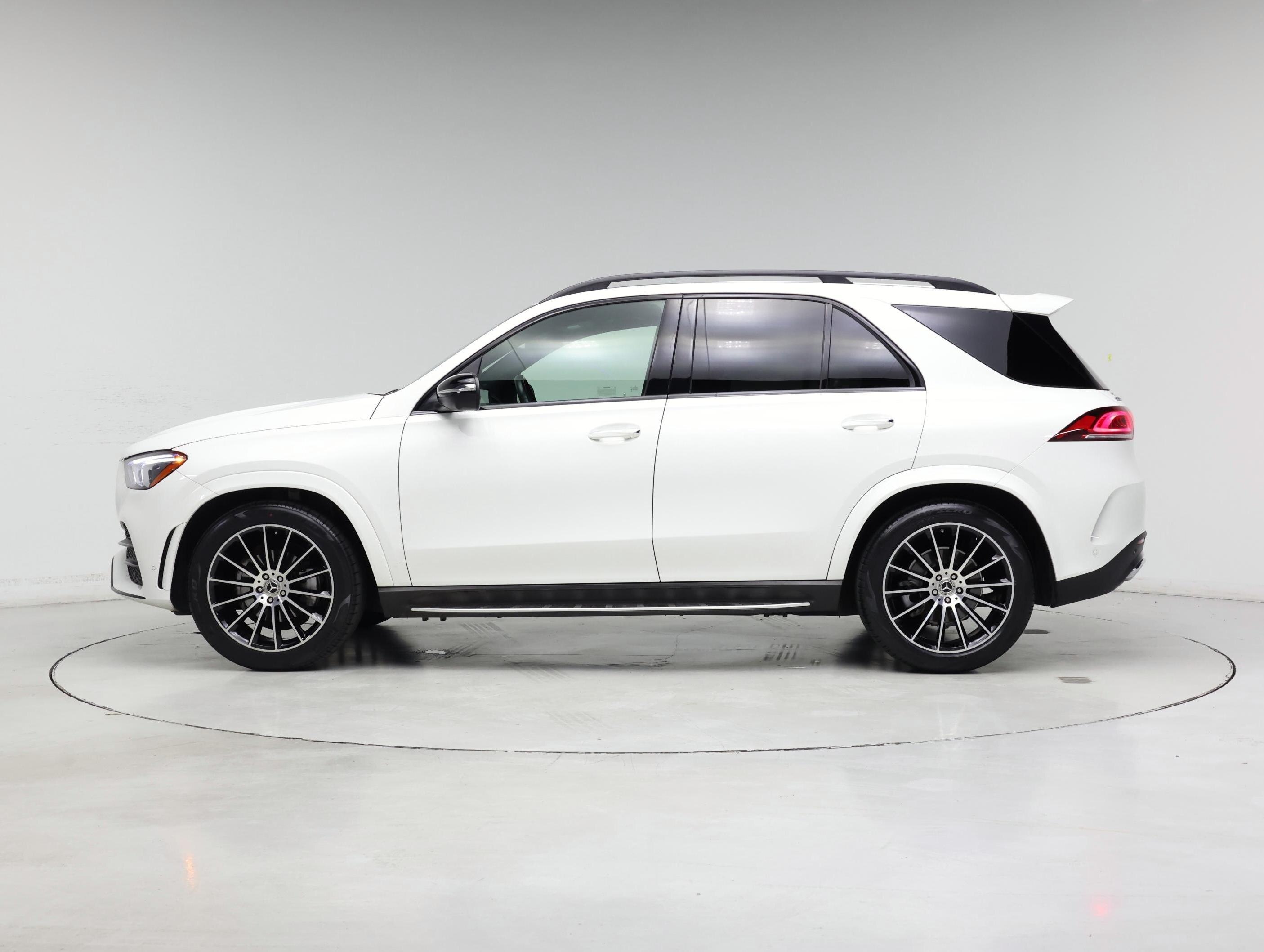 Thumbnail: 2022 Mercedes-Benz GLE - 3