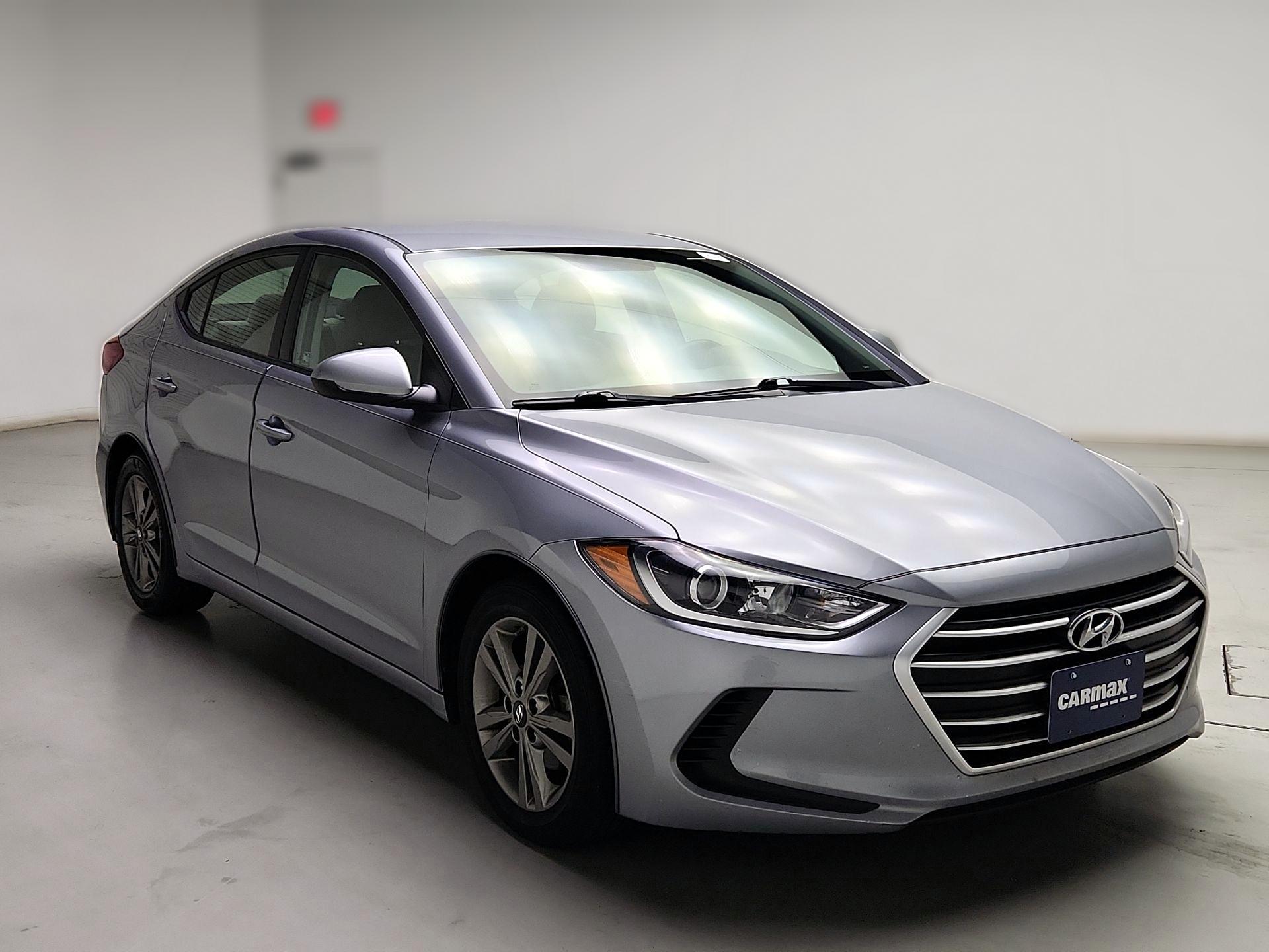 Thumbnail: 2017 Hyundai Elantra - 1