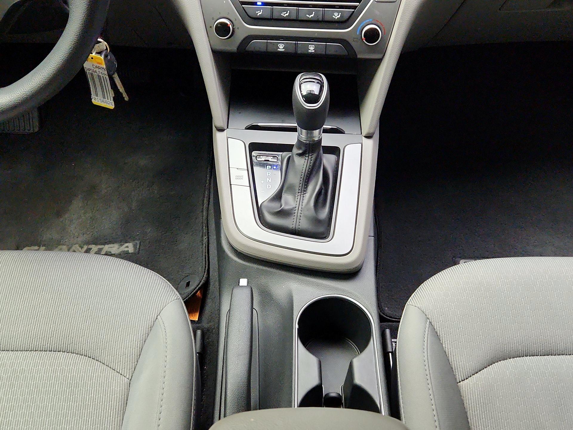 Thumbnail: 2017 Hyundai Elantra - 15