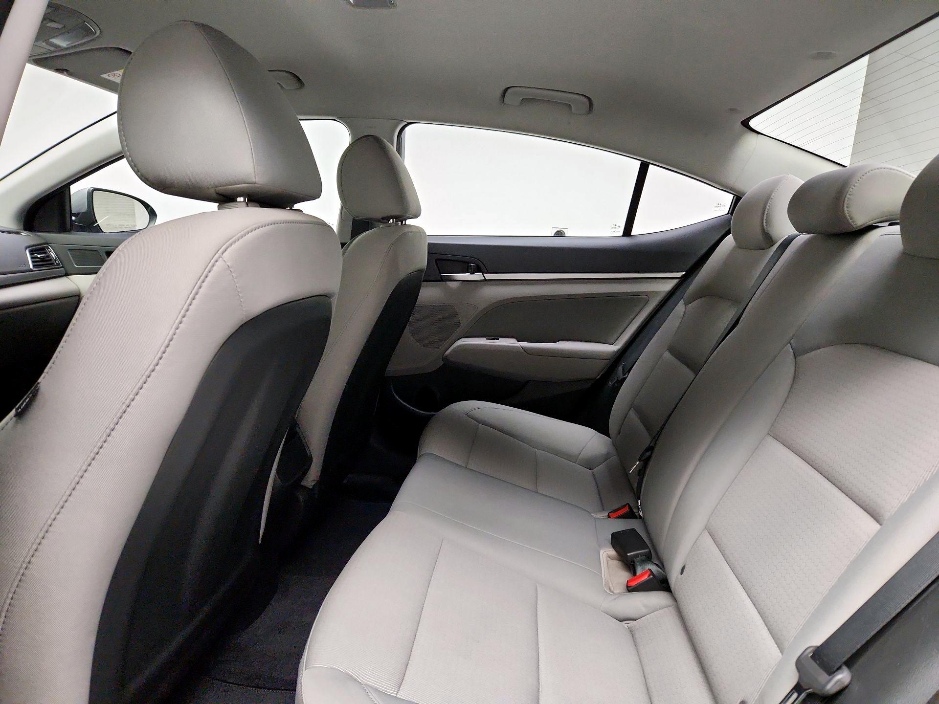 Thumbnail: 2017 Hyundai Elantra - 17