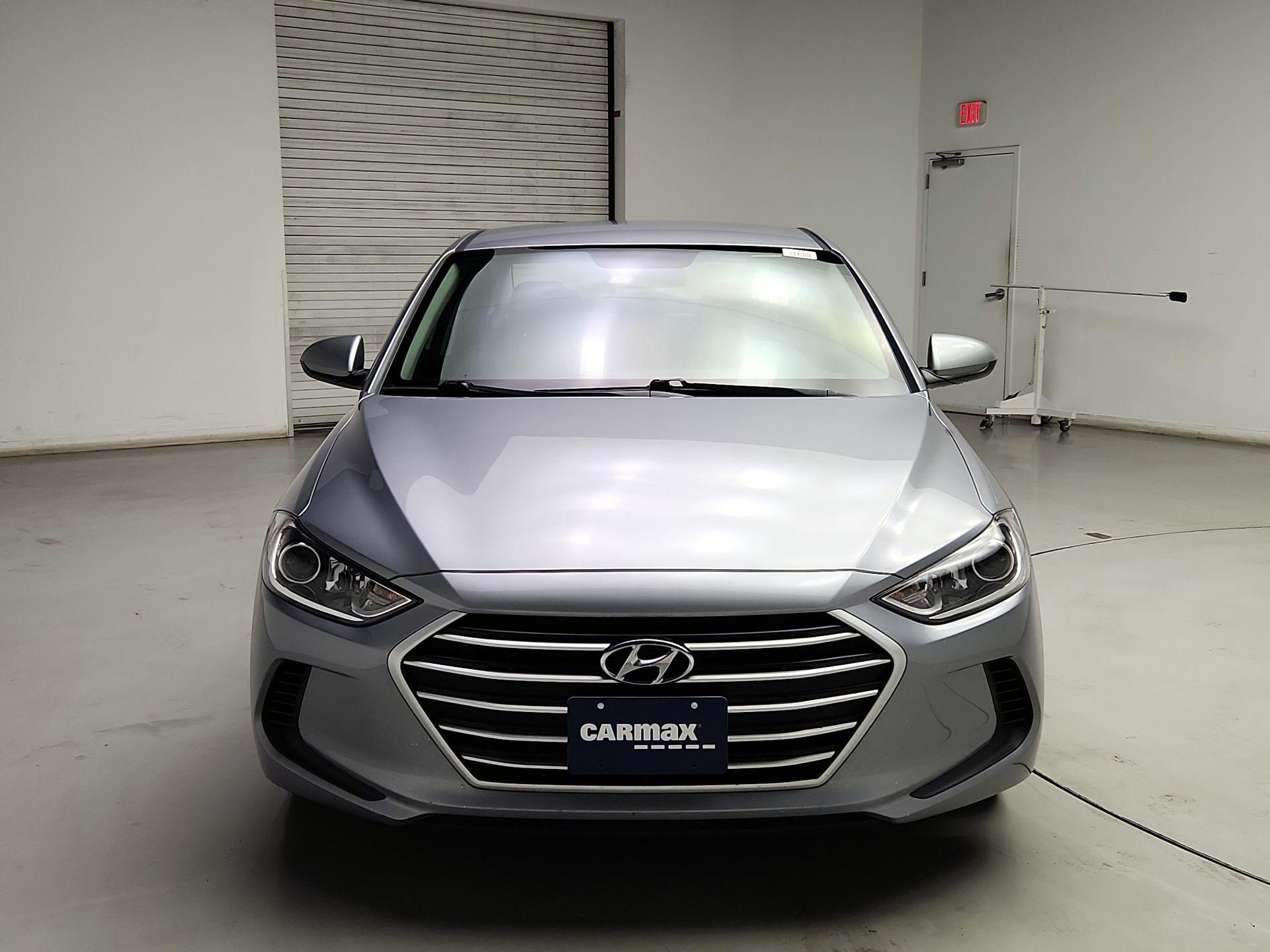 Thumbnail: 2017 Hyundai Elantra - 2
