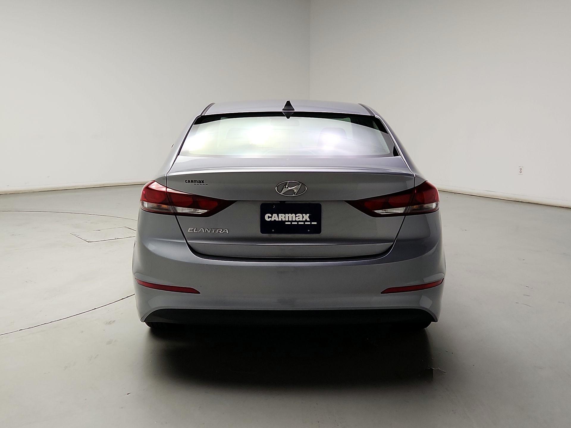 Thumbnail: 2017 Hyundai Elantra - 6
