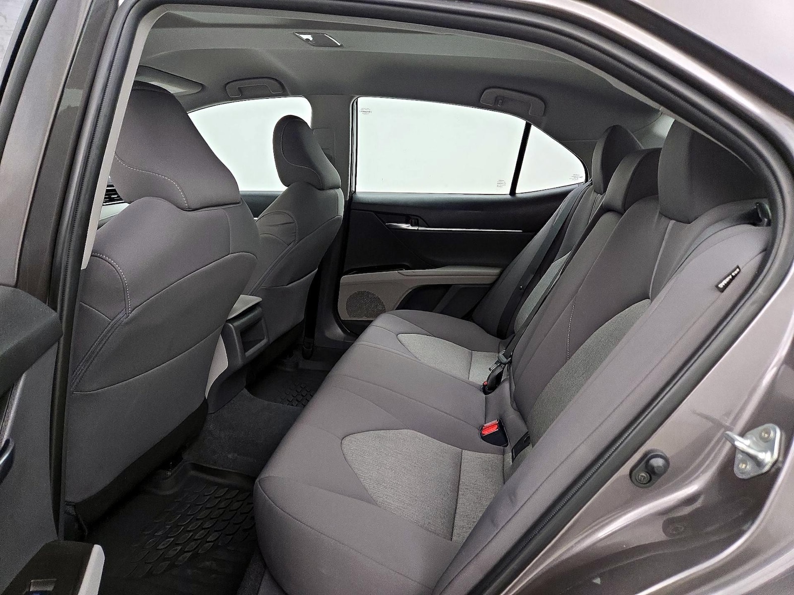 2023 Toyota Camry LE - Photo 20