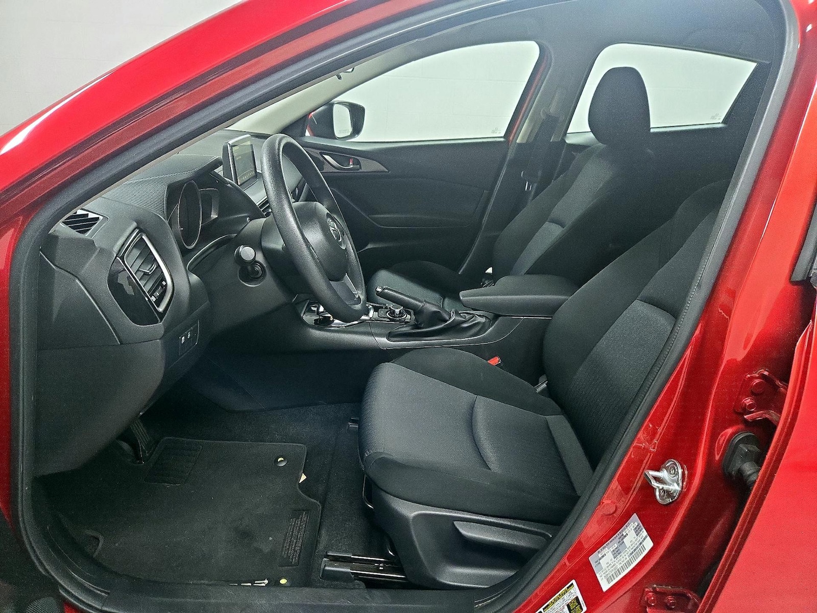2015 Mazda MAZDA3 i Sport - Photo 12