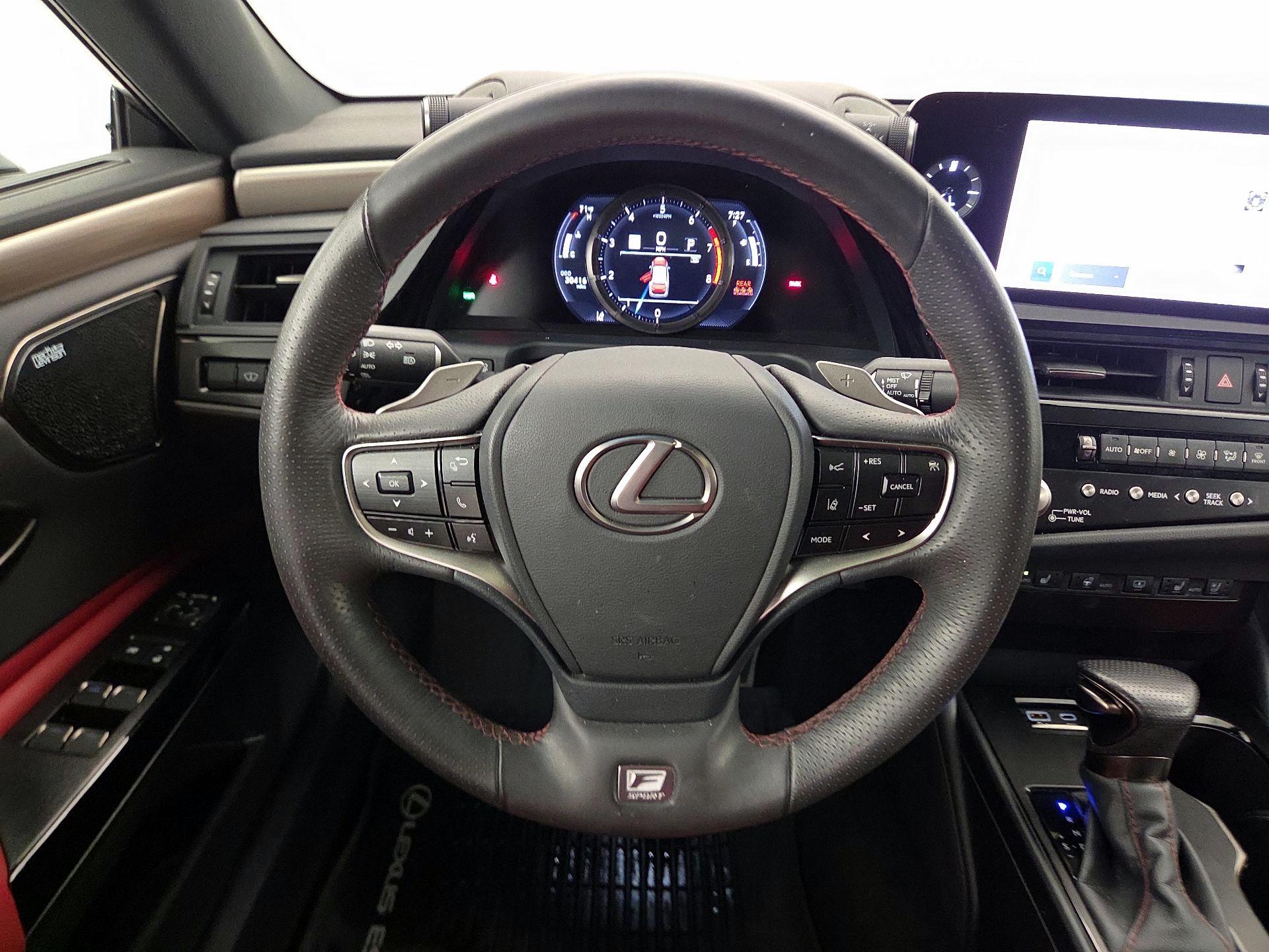 Thumbnail: 2023 Lexus ES - 10